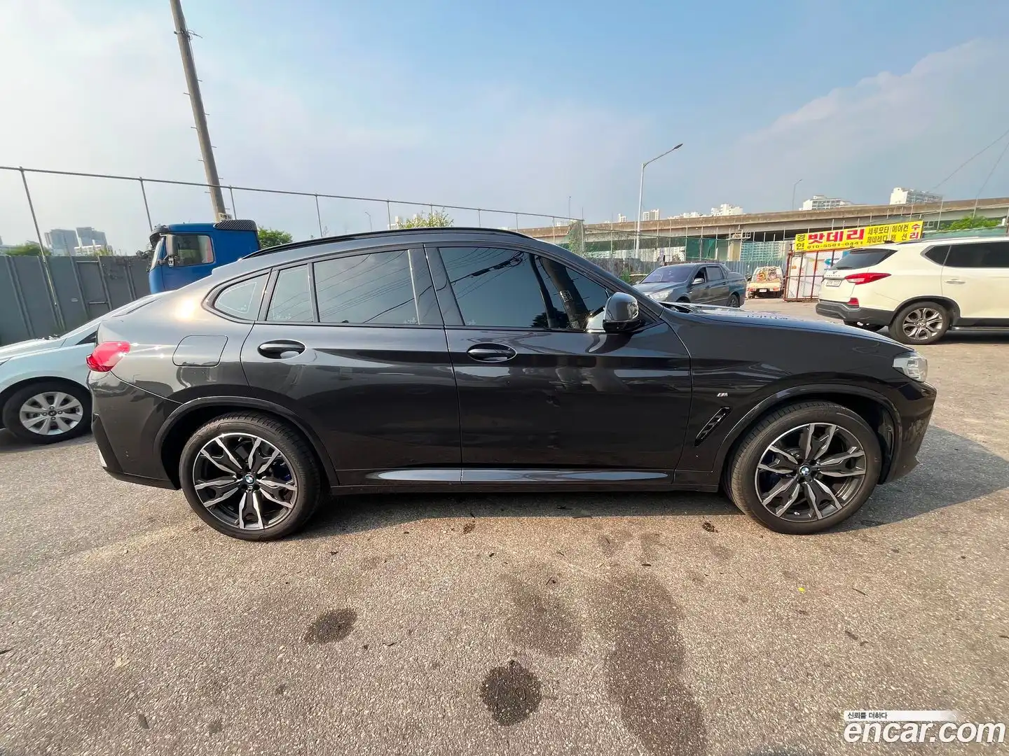 X4 BMW 2025.11-OUTER-006