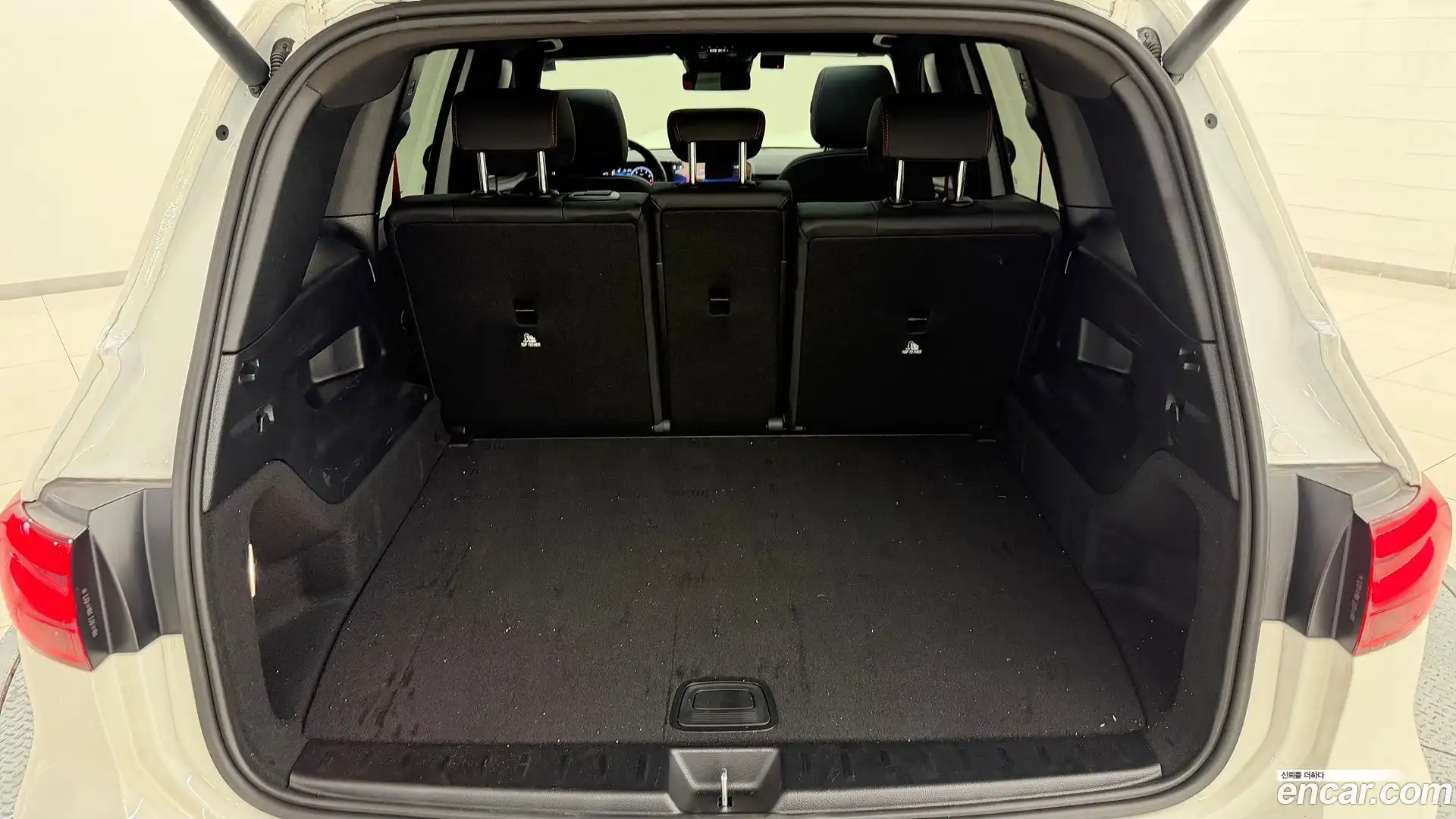 GLB-Class Mercedes-Benz 2025.7-OPTION-016