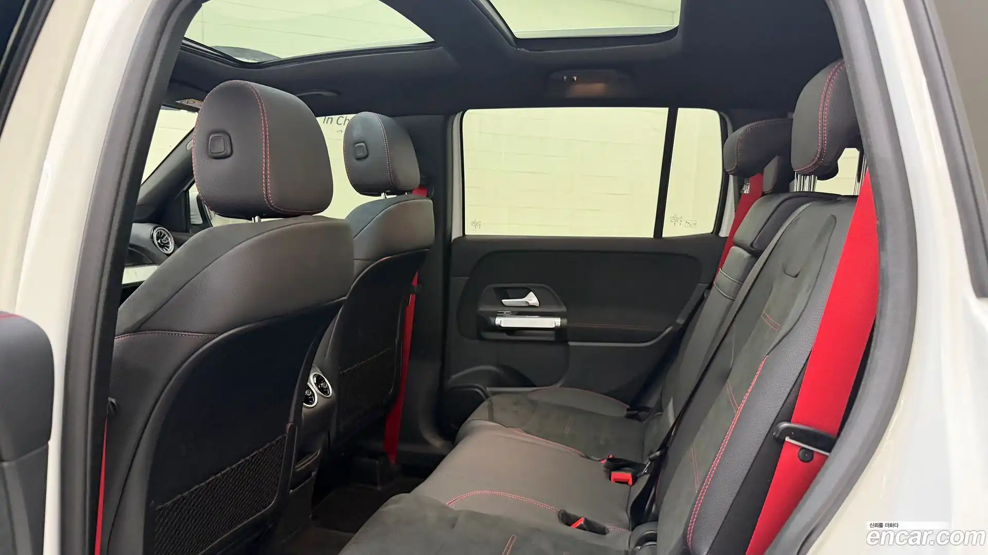GLB-Class Mercedes-Benz 2025.7-OPTION-023
