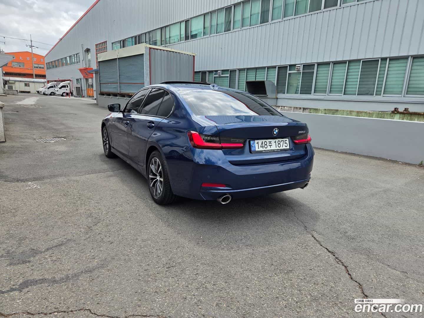 3-Series BMW 2023.4-OUTER-002