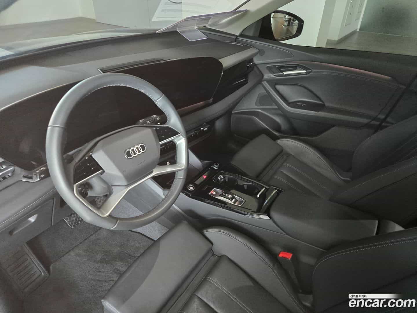 Q6 e-tron Audi 2025.7-OPTION-015