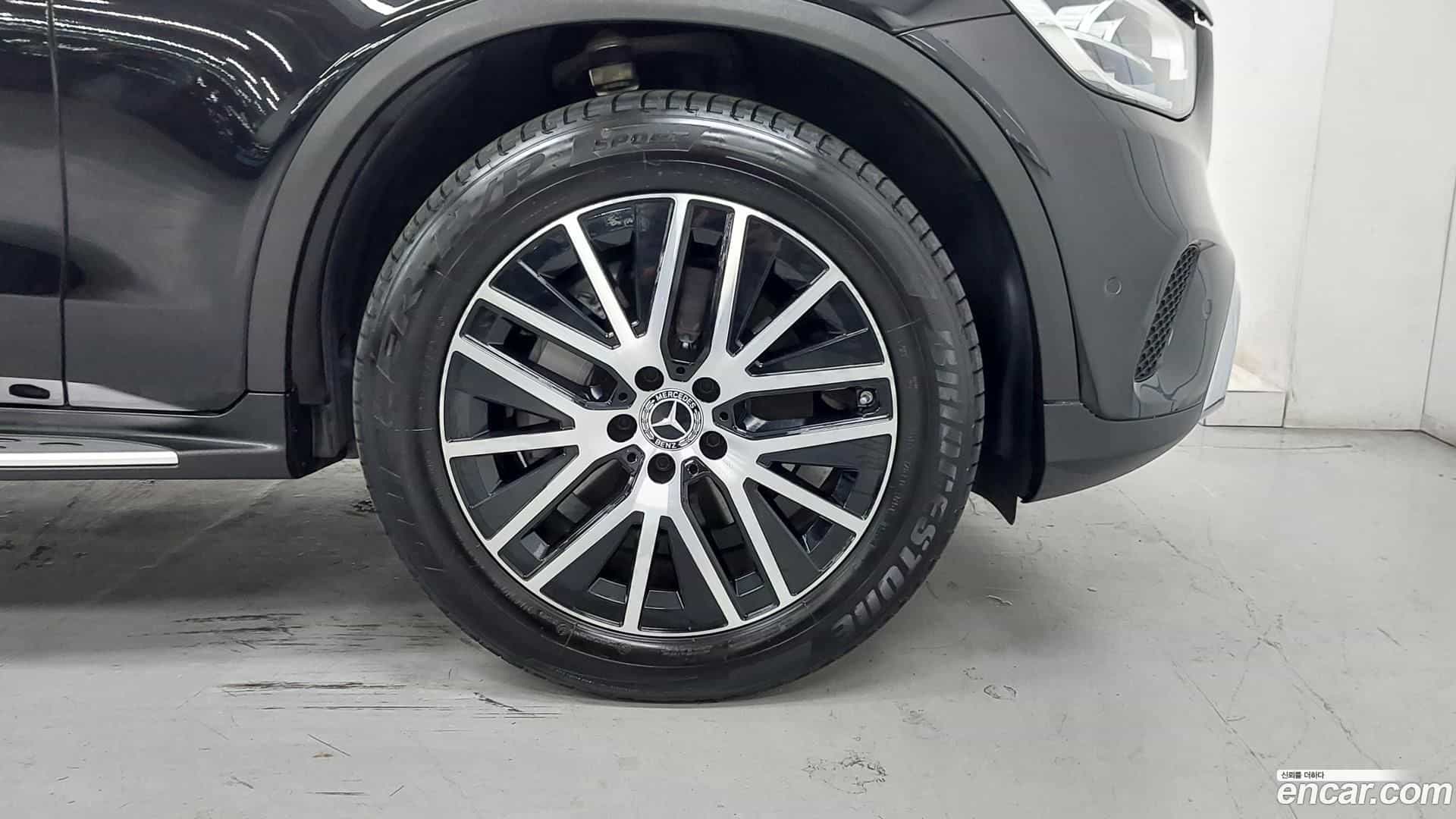 GLC-Class Mercedes-Benz 2022.10-OUTER-005