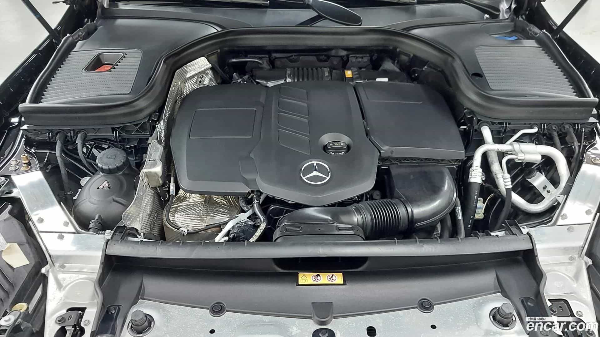 GLC-Class Mercedes-Benz 2022.10-OUTER-006