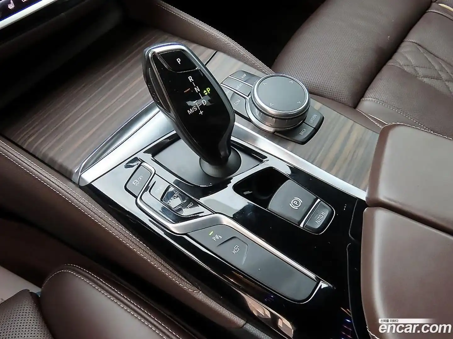 5-Series BMW 2018.3-INNER-009