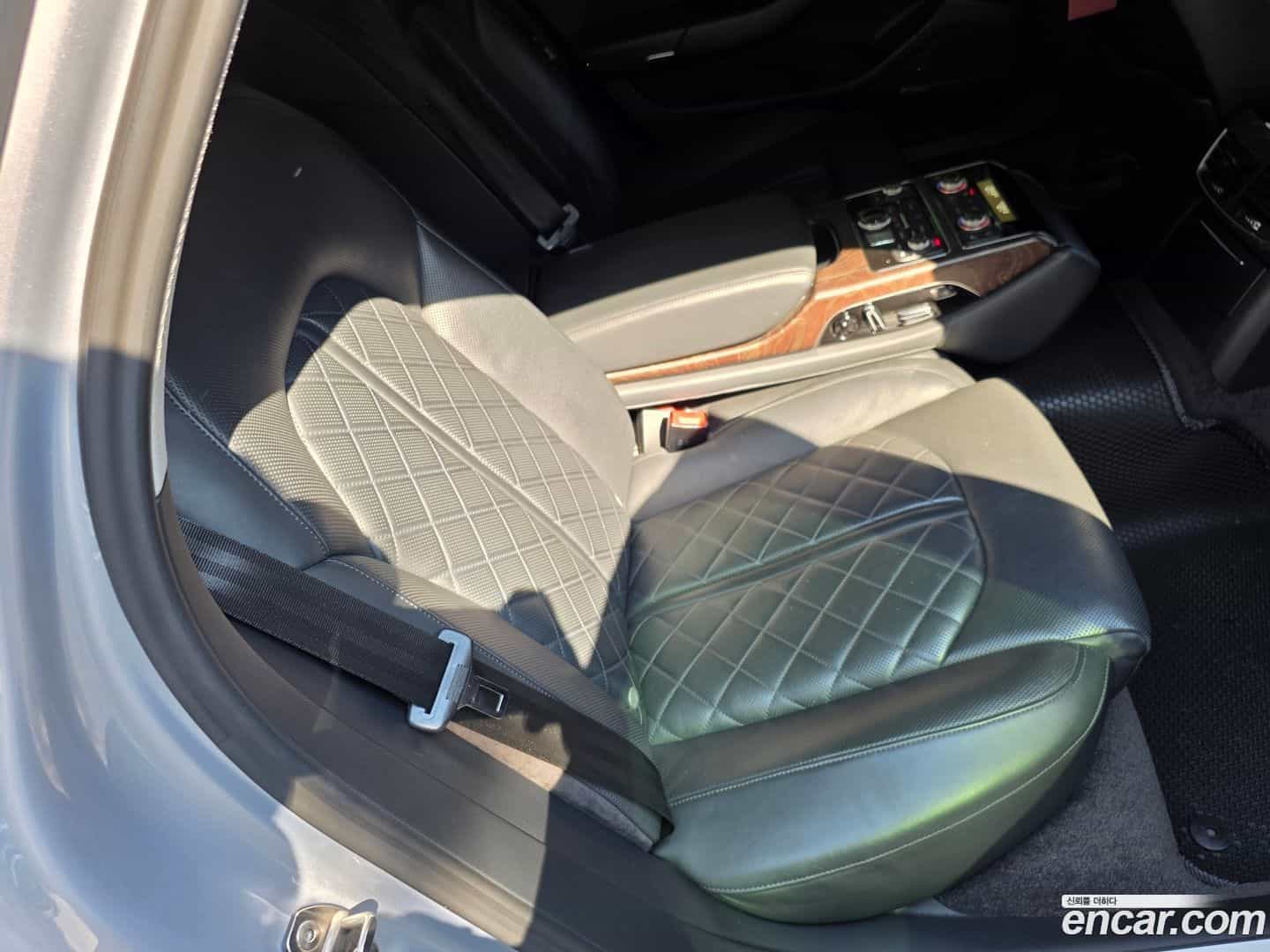 A8 Audi 2016.11-INNER-010