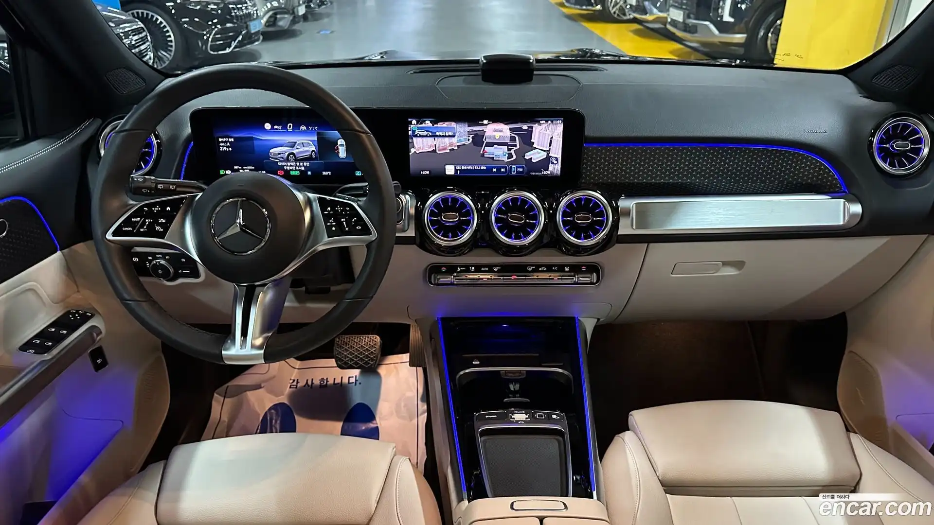EQB Mercedes-Benz 2025.8-INNER-007