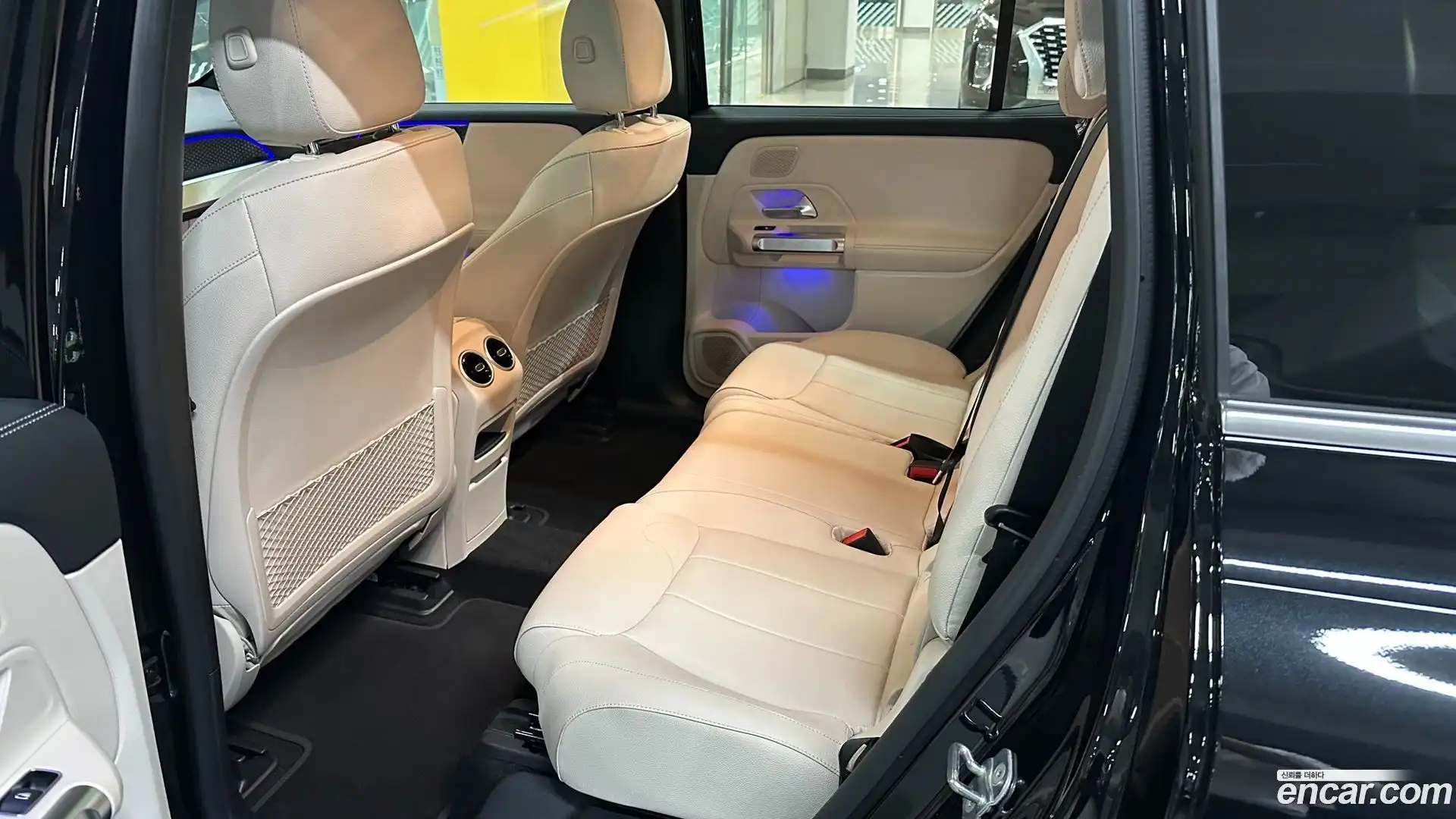 EQB Mercedes-Benz 2025.8-OPTION-015