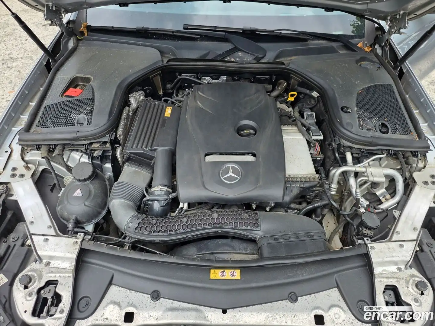 E-Class Mercedes-Benz 2017.3-OPTION-016