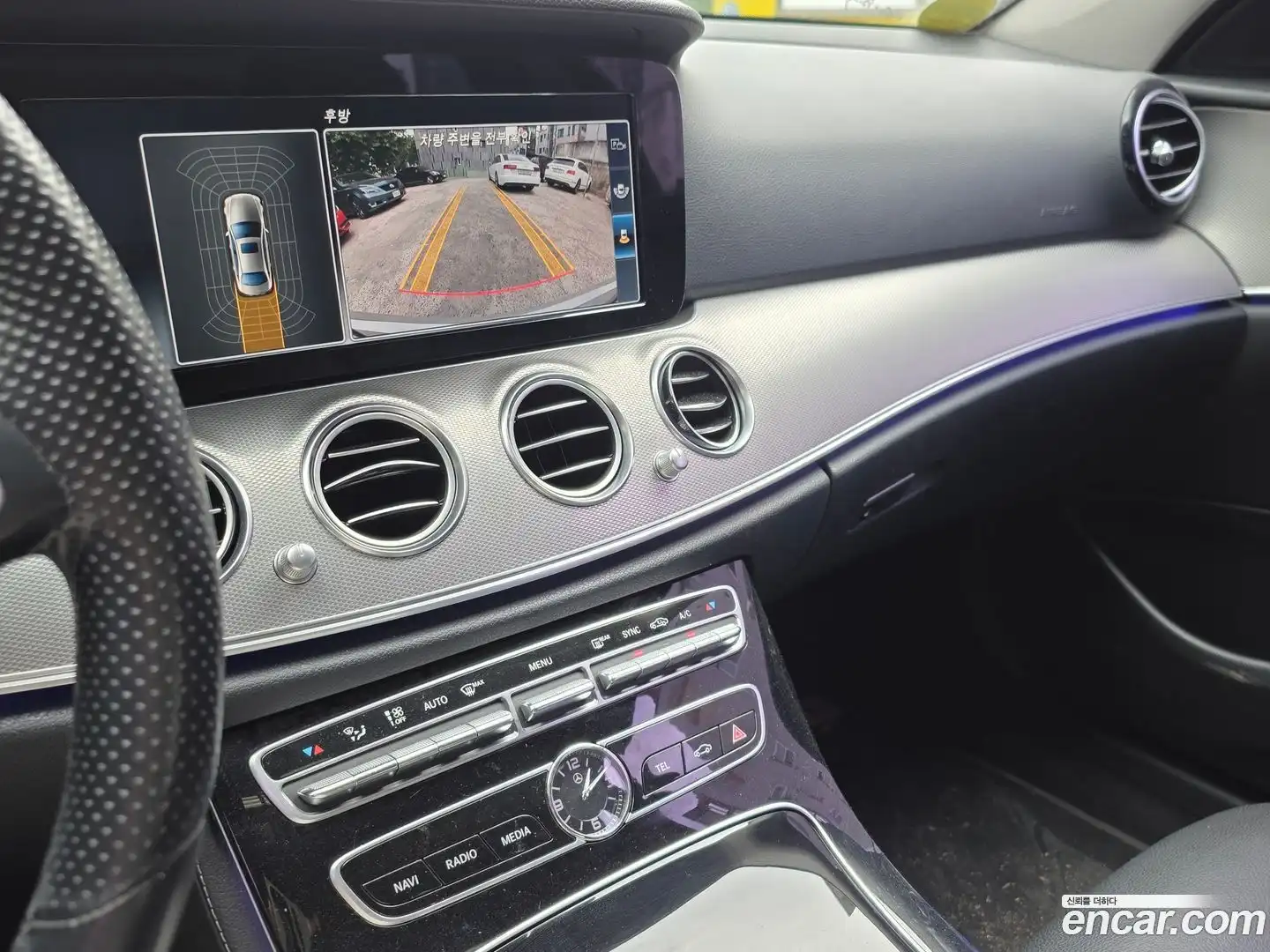 E-Class Mercedes-Benz 2017.3-OPTION-020