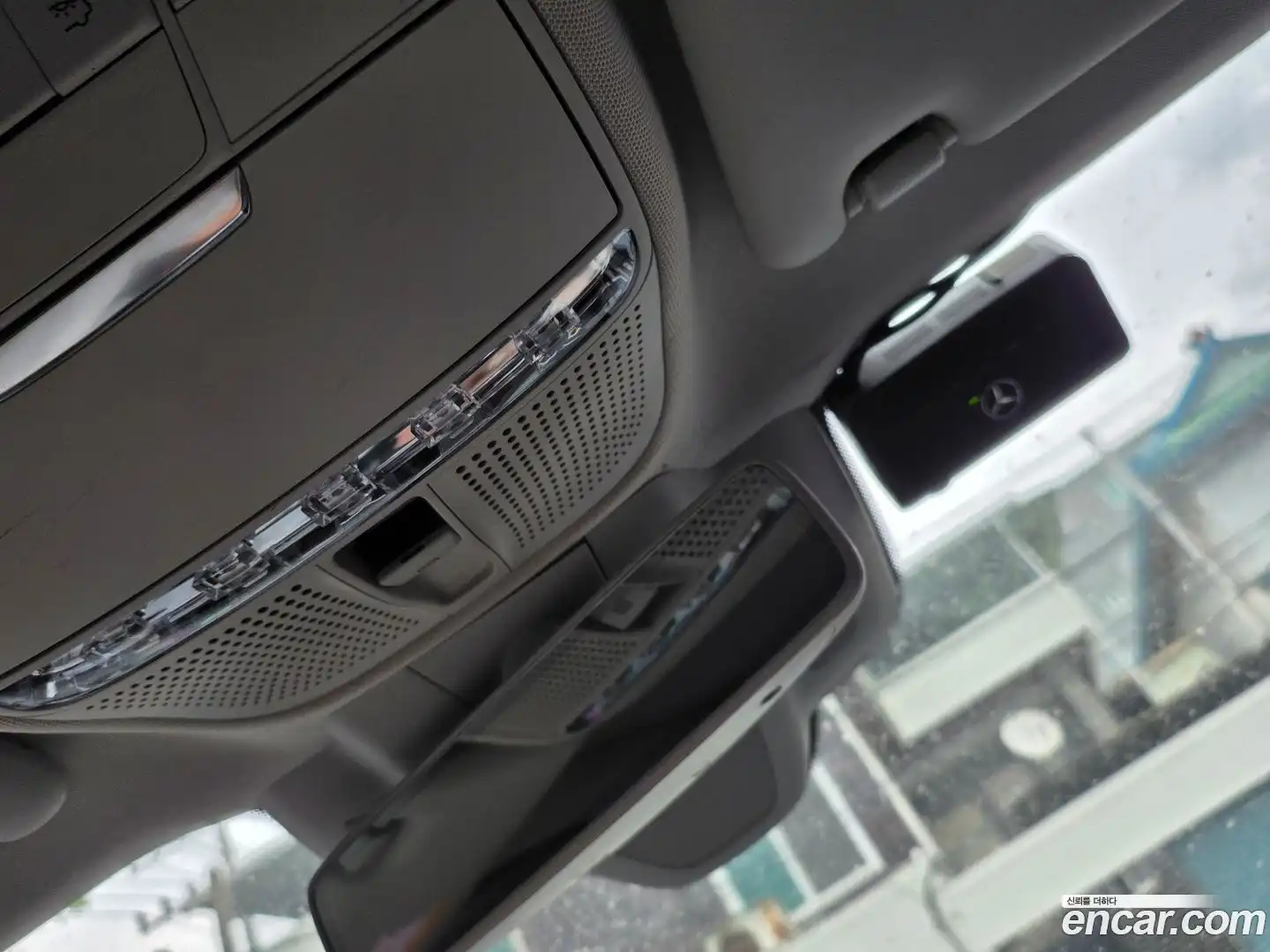 E-Class Mercedes-Benz 2017.3-OPTION-023