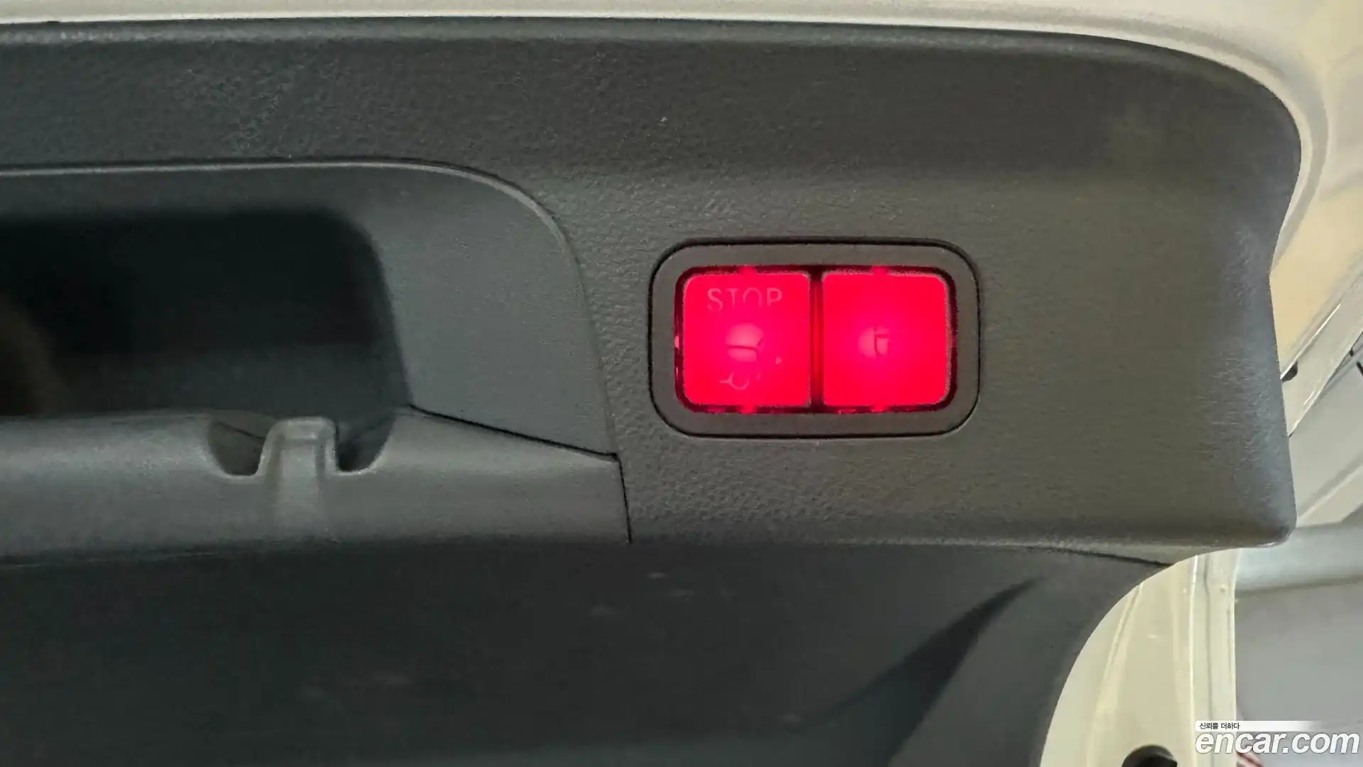 GLC-Class Mercedes-Benz 2019.3-OPTION-018