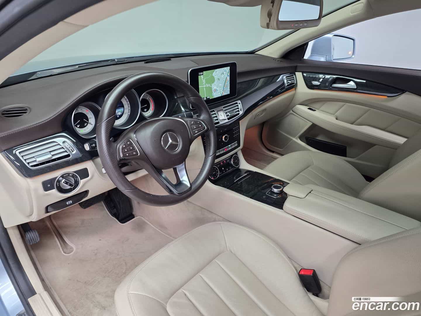 CLS-Class Mercedes-Benz 2015.6-OUTER-006