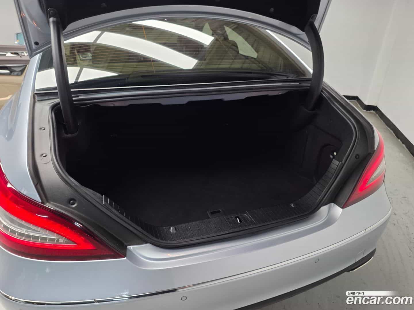 CLS-Class Mercedes-Benz 2015.6-OPTION-023