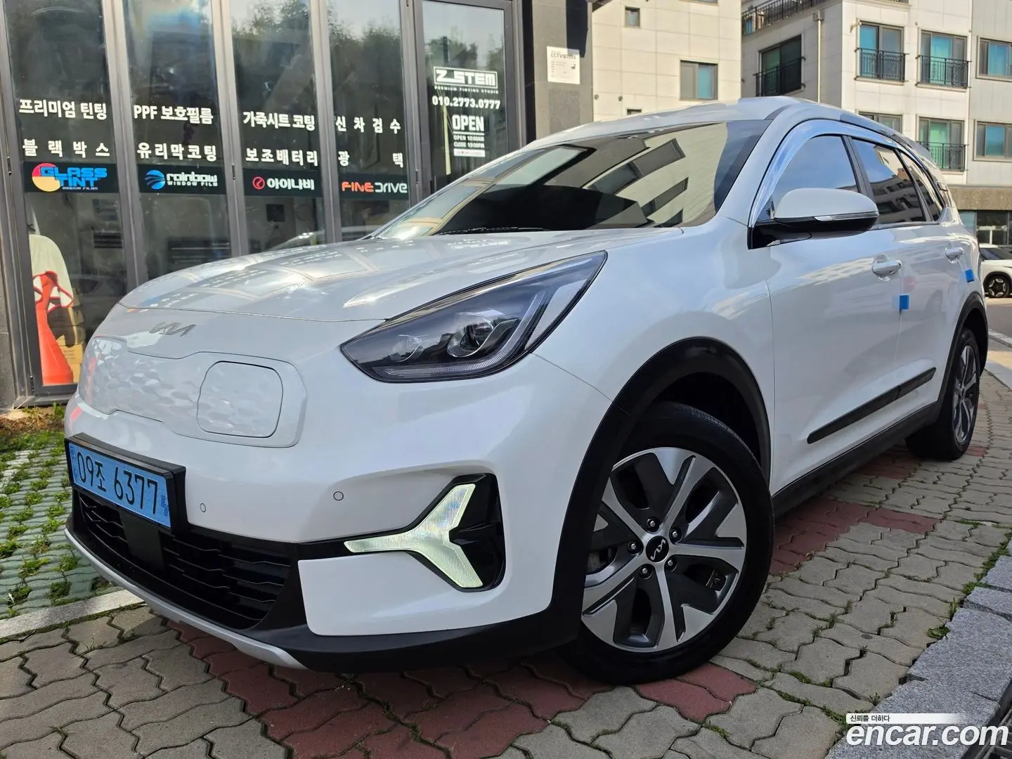 Main__Slider__Photo:Niro Kia 2022.8-0