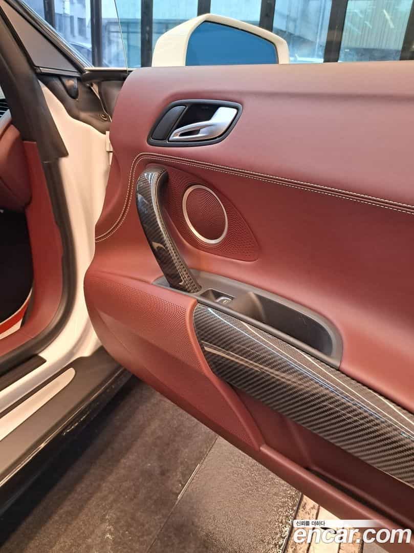 R8 Audi 2015.11-OUTER-005