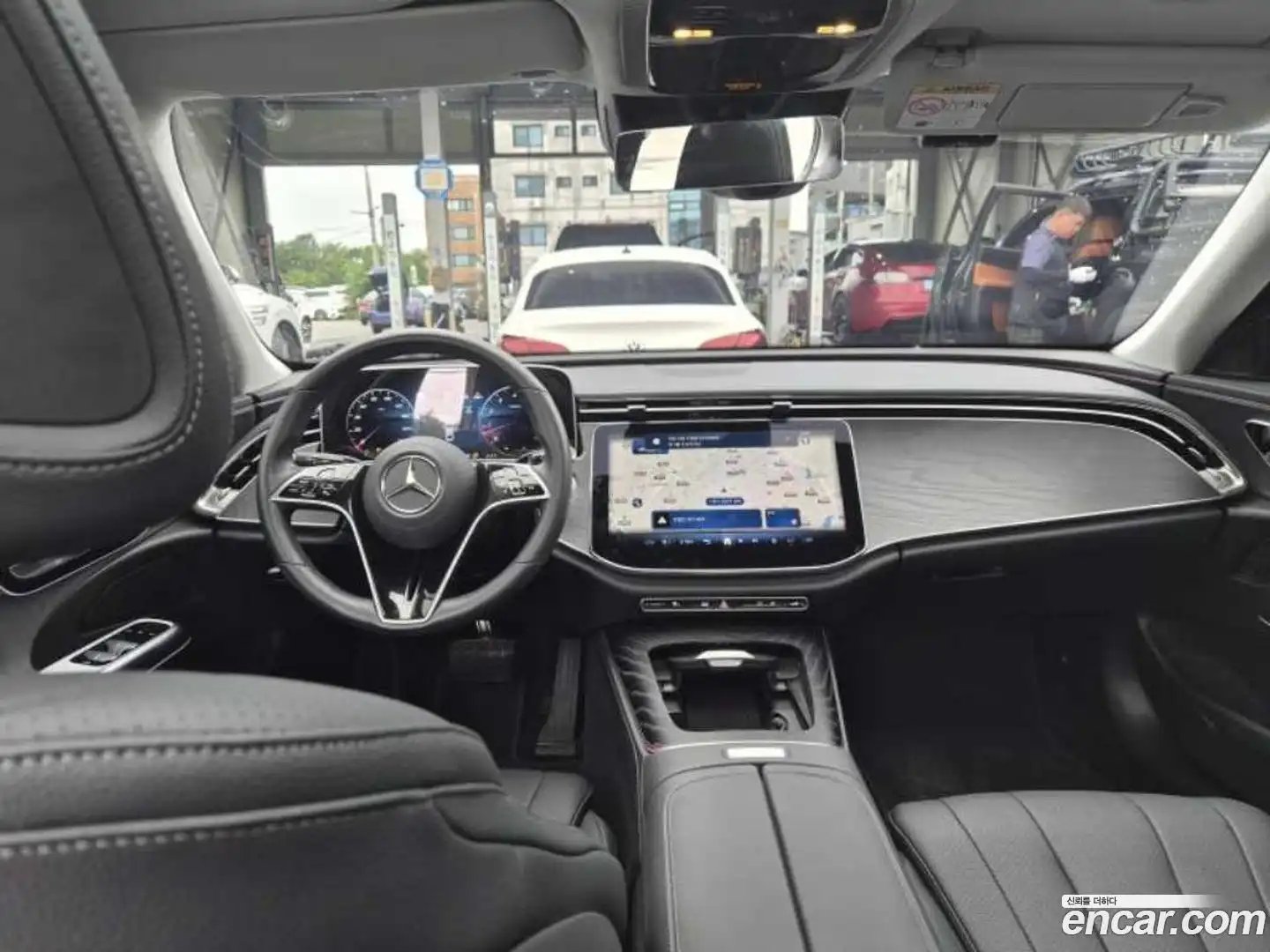E-Class Mercedes-Benz 2024.5-OPTION-017