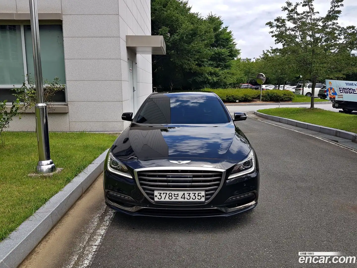 G80 Genesis 2019.1-OPTION-022