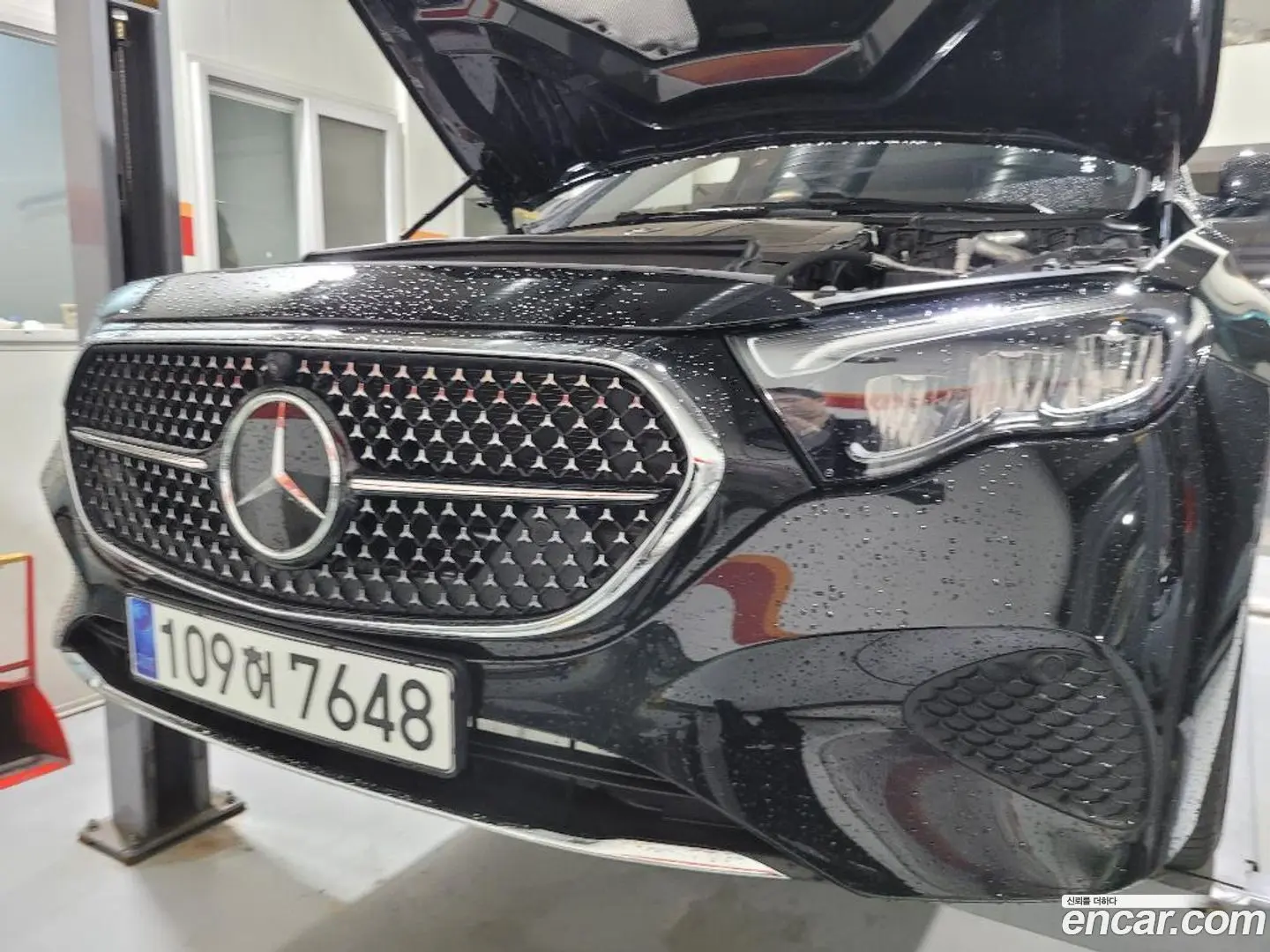 Main__Slider__Photo:E-Class Mercedes-Benz 2025.5-0