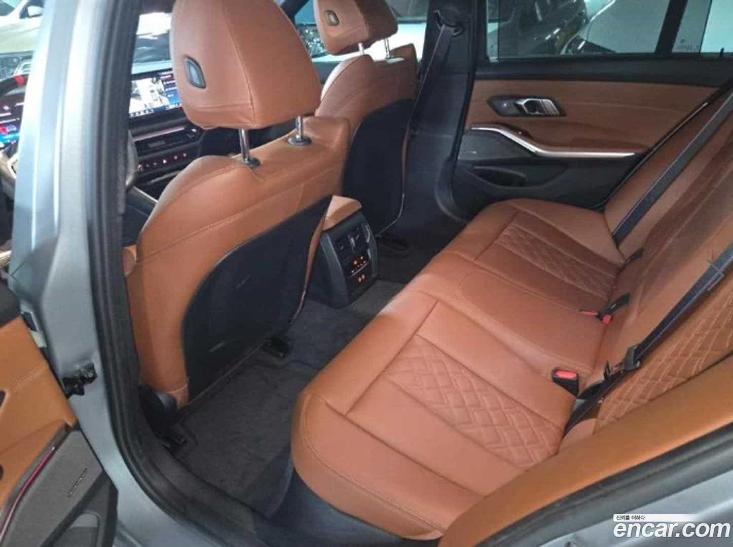 3-Series BMW 2025.9-OPTION-021