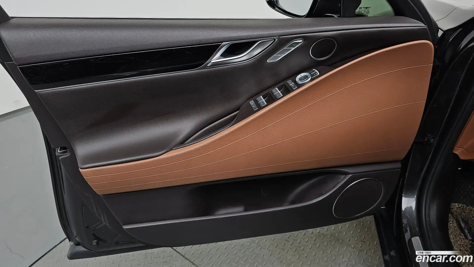 G80 Genesis 2022.5-INNER-034