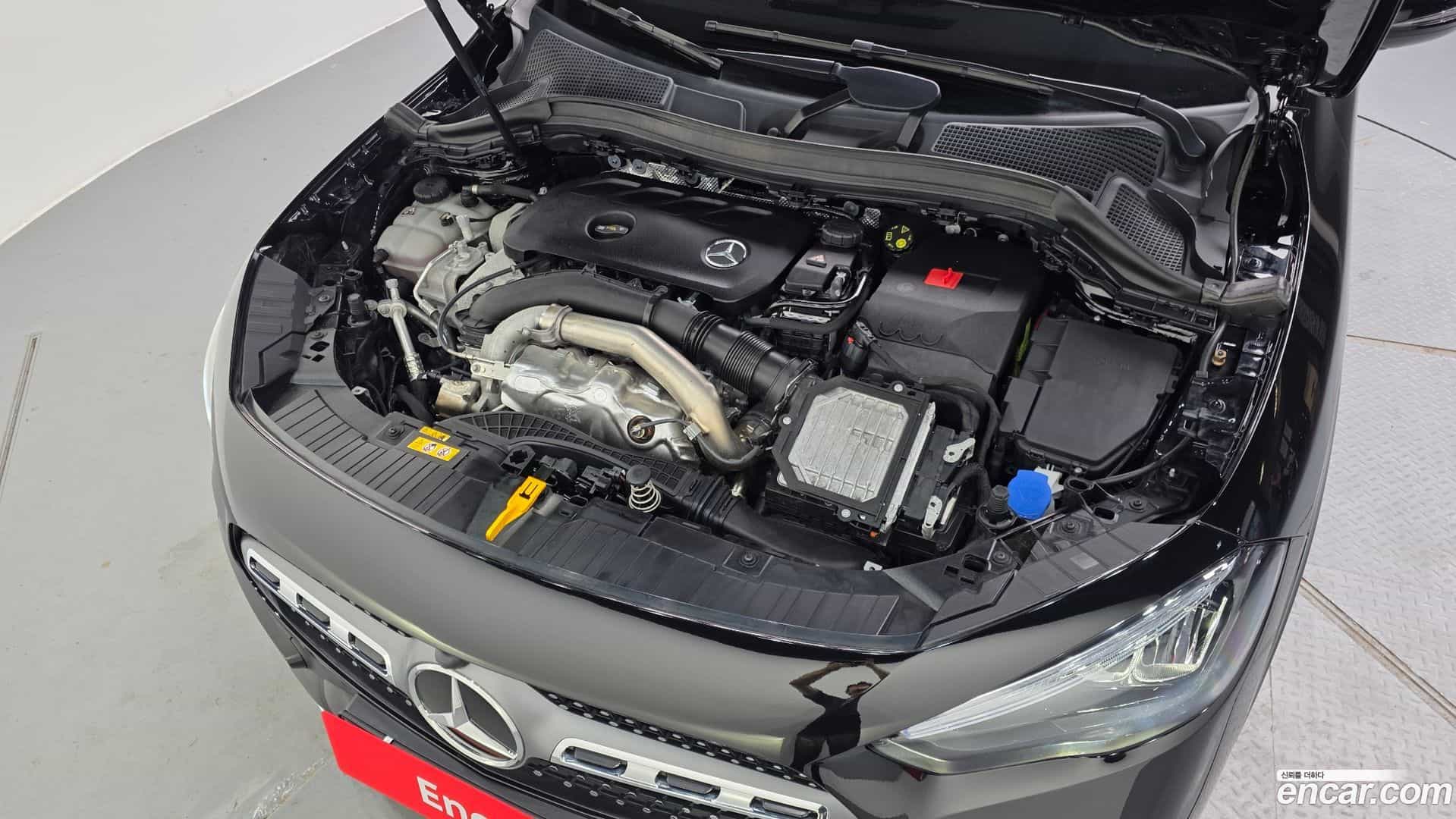 GLA-Class Mercedes-Benz 2024.10-OUTER-006