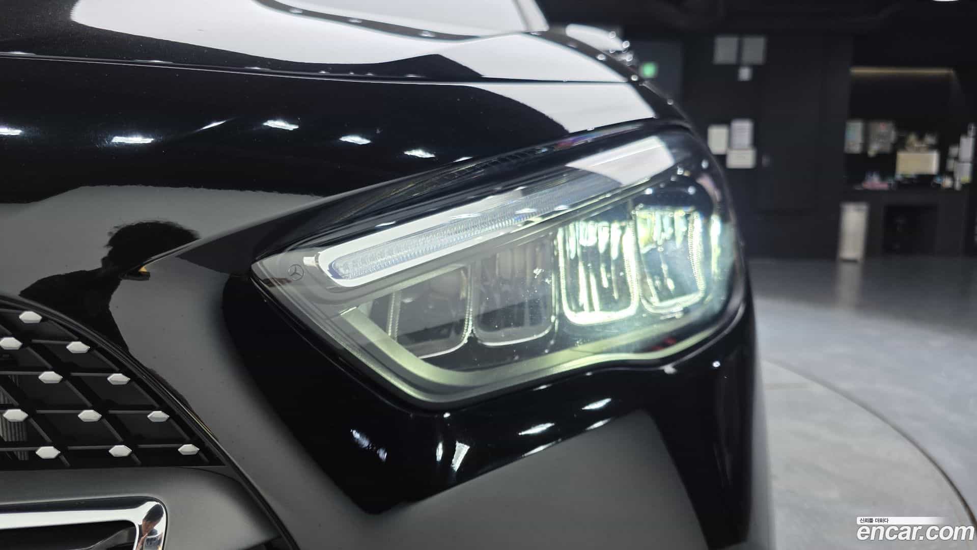 GLA-Class Mercedes-Benz 2024.10-OUTER-032