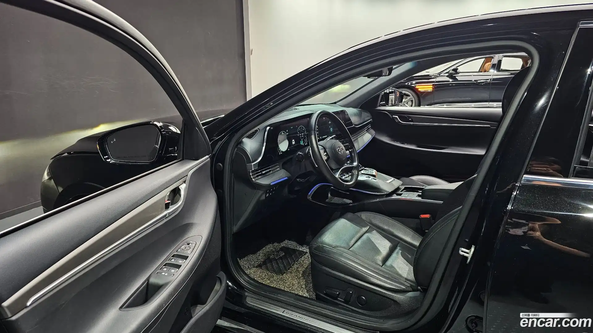 Grandeur Hyundai 2022.5-INNER-010