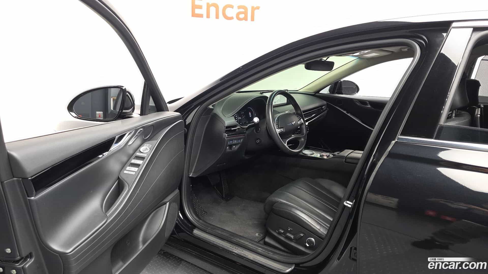 G80 Genesis 2022.1-INNER-010