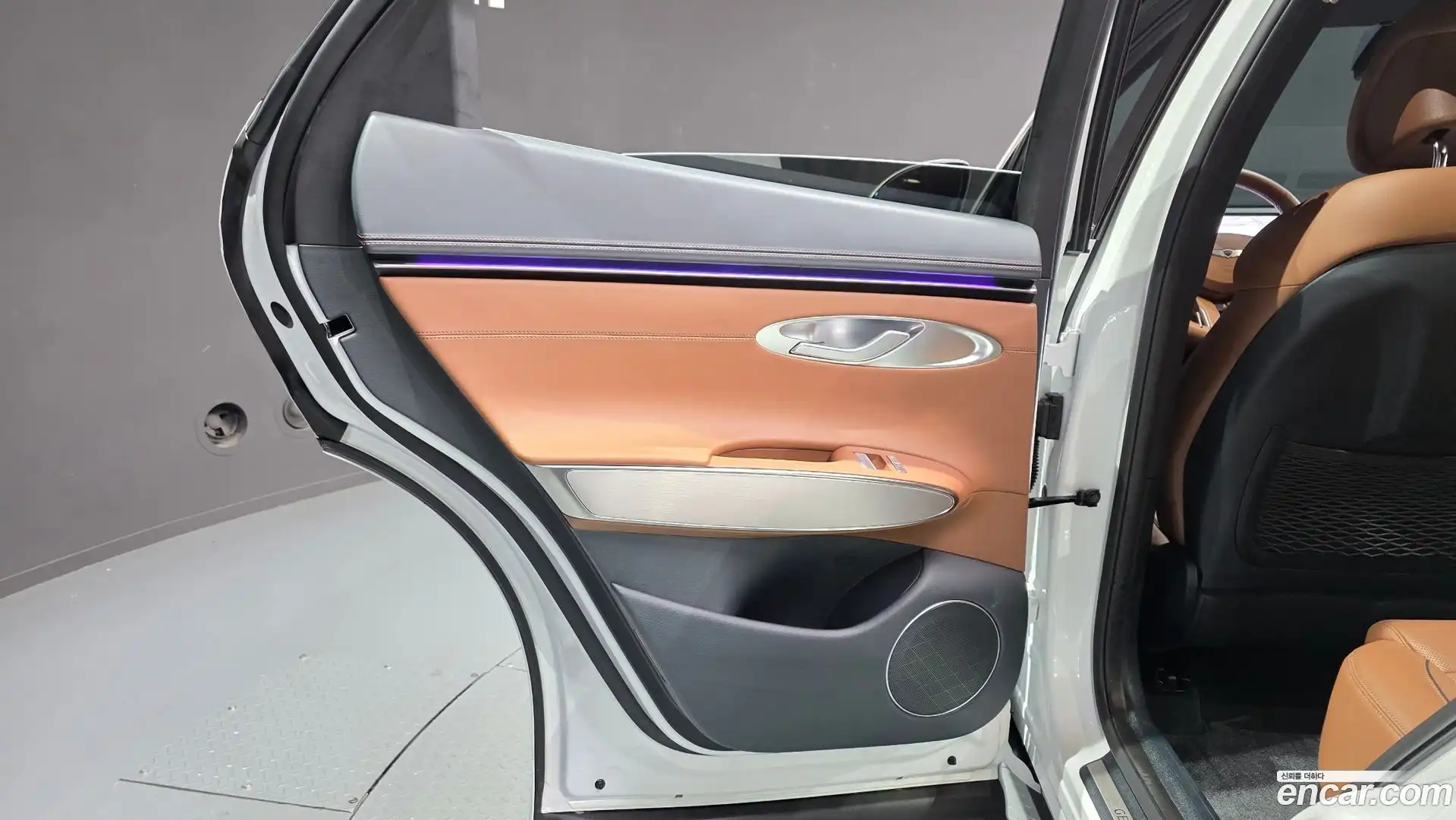 GV70 Genesis 2026.3-INNER-035