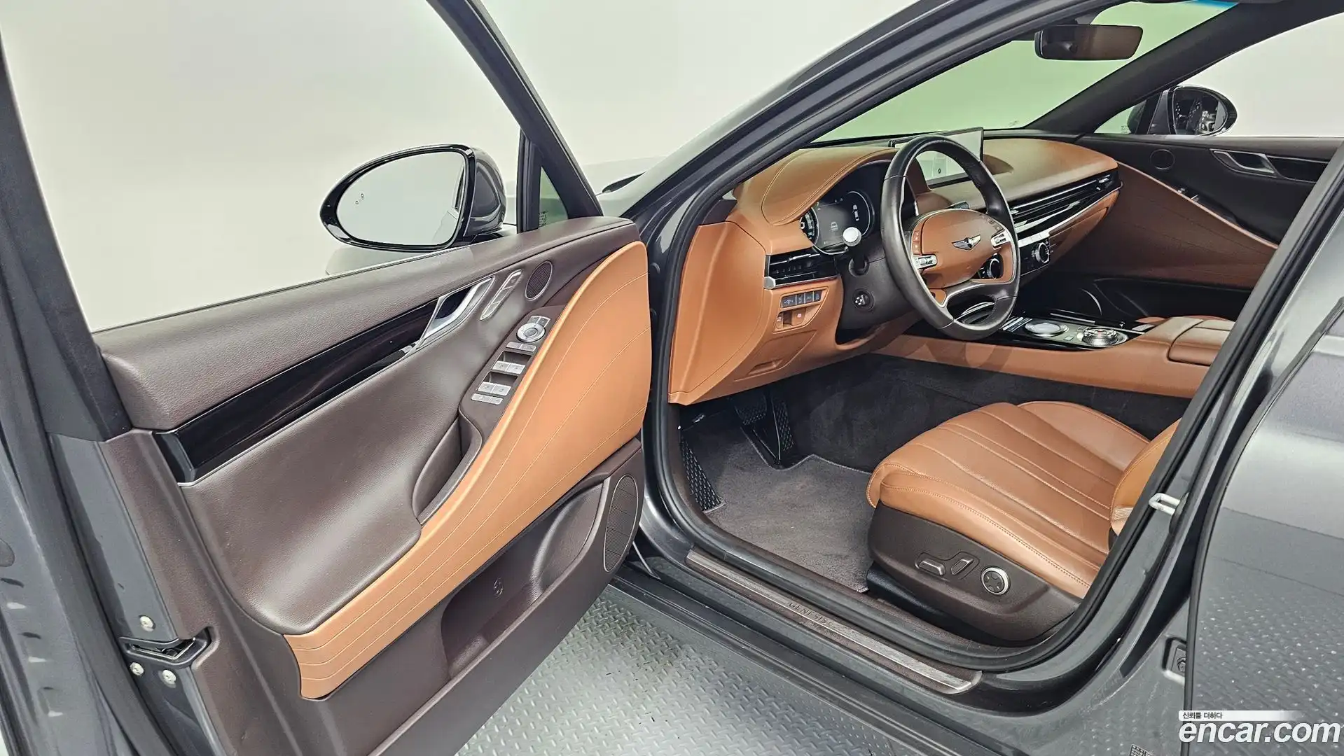 G80 Genesis 2020.6-INNER-010