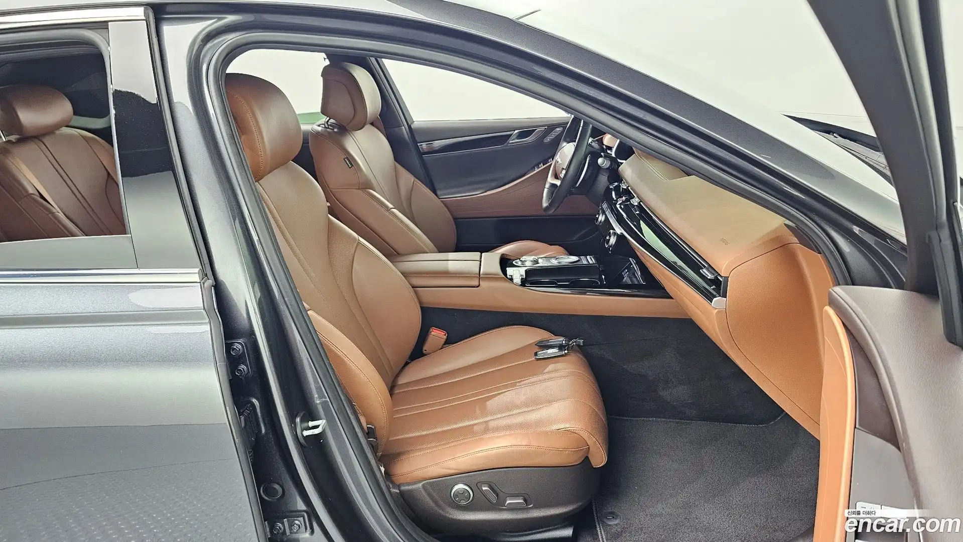 G80 Genesis 2020.6-INNER-036