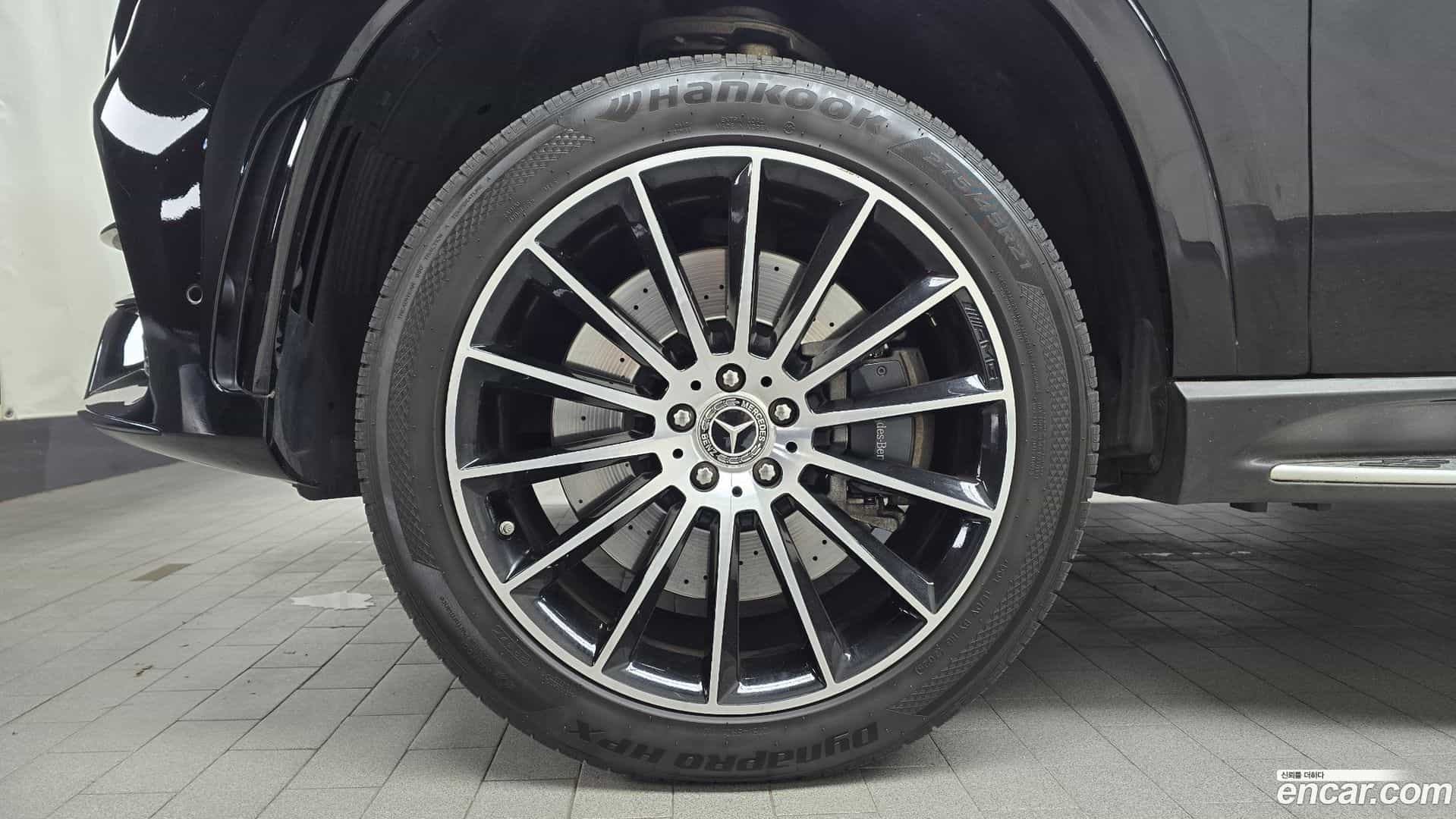 GLE-Class Mercedes-Benz 2022.10-OUTER-005