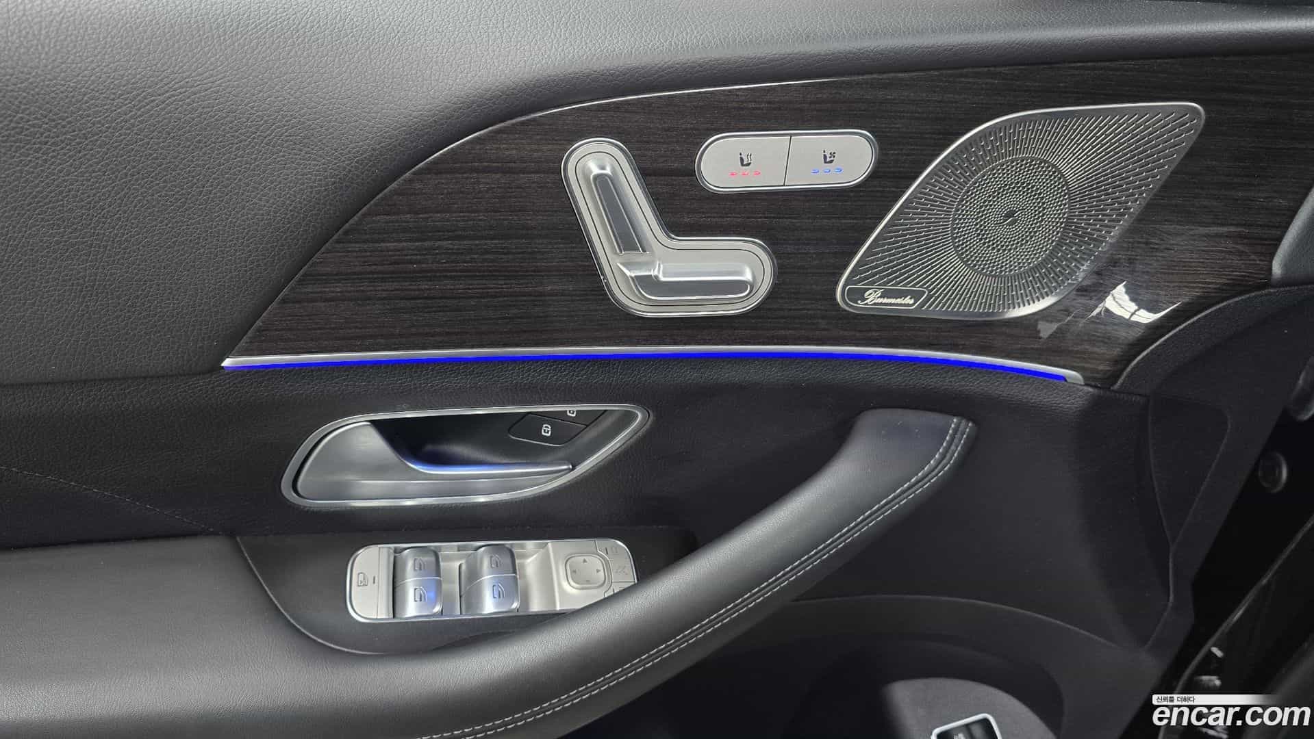 GLE-Class Mercedes-Benz 2022.10-OPTION-024