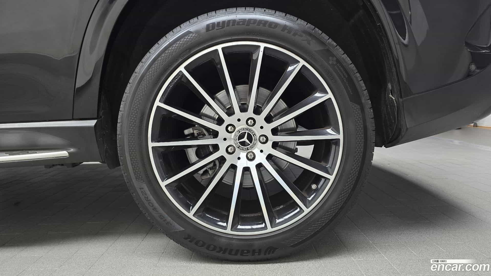 GLE-Class Mercedes-Benz 2022.10-OUTER-031