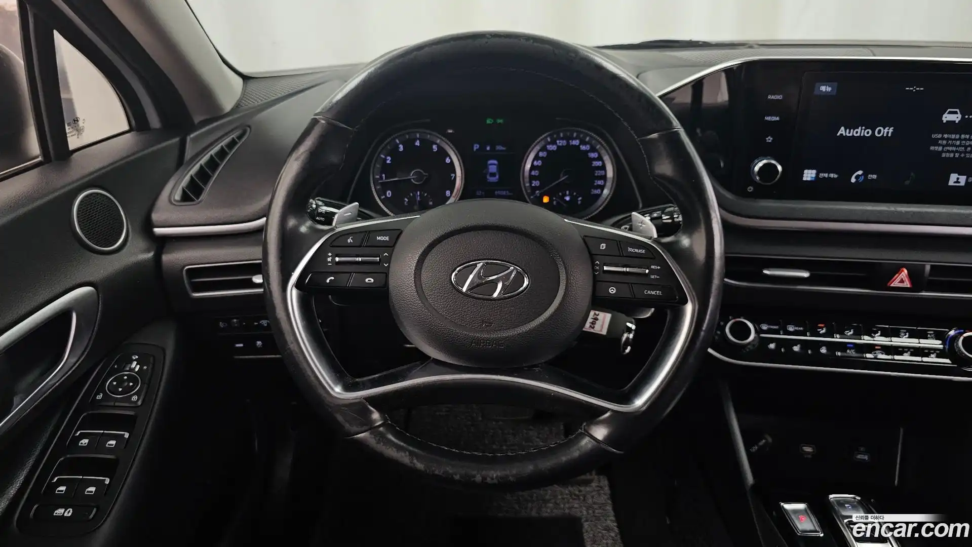Sonata Hyundai 2019.10-OPTION-017