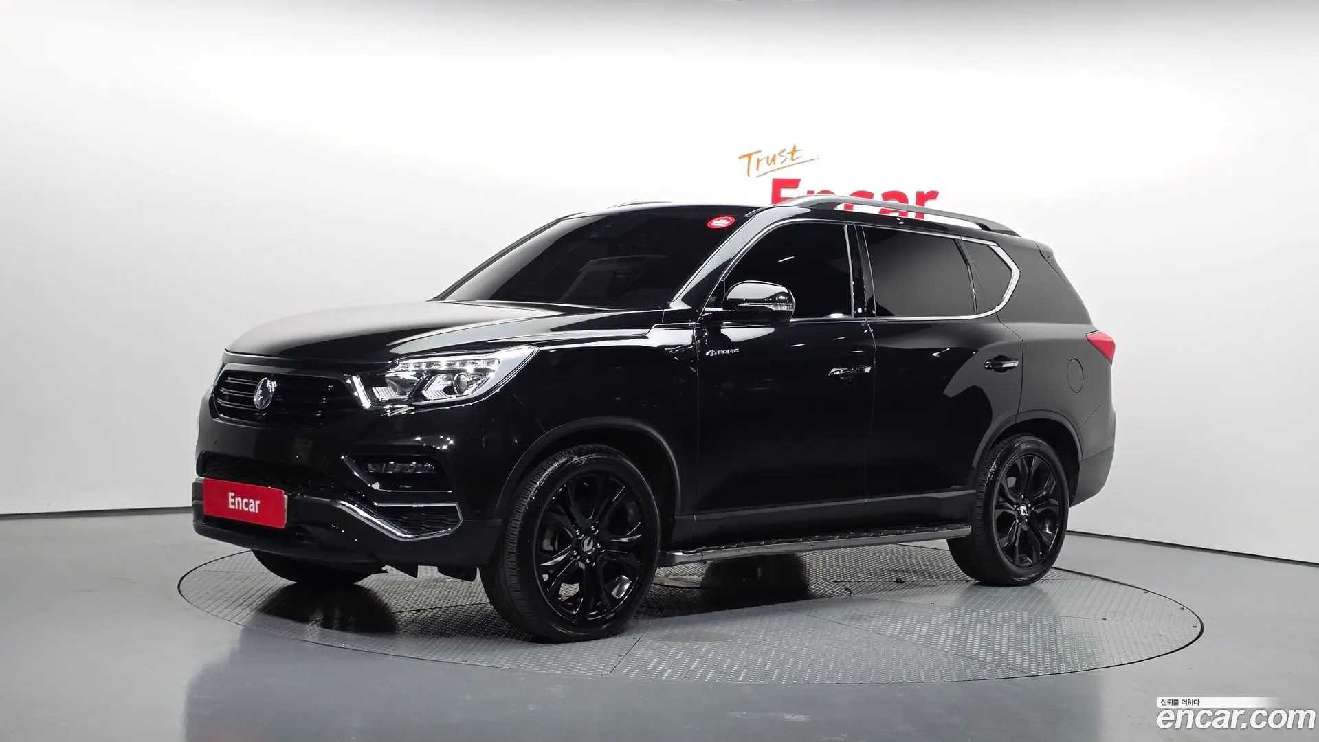 Main__Slider__Photo:Rexton KG Mobility 2018.3-0
