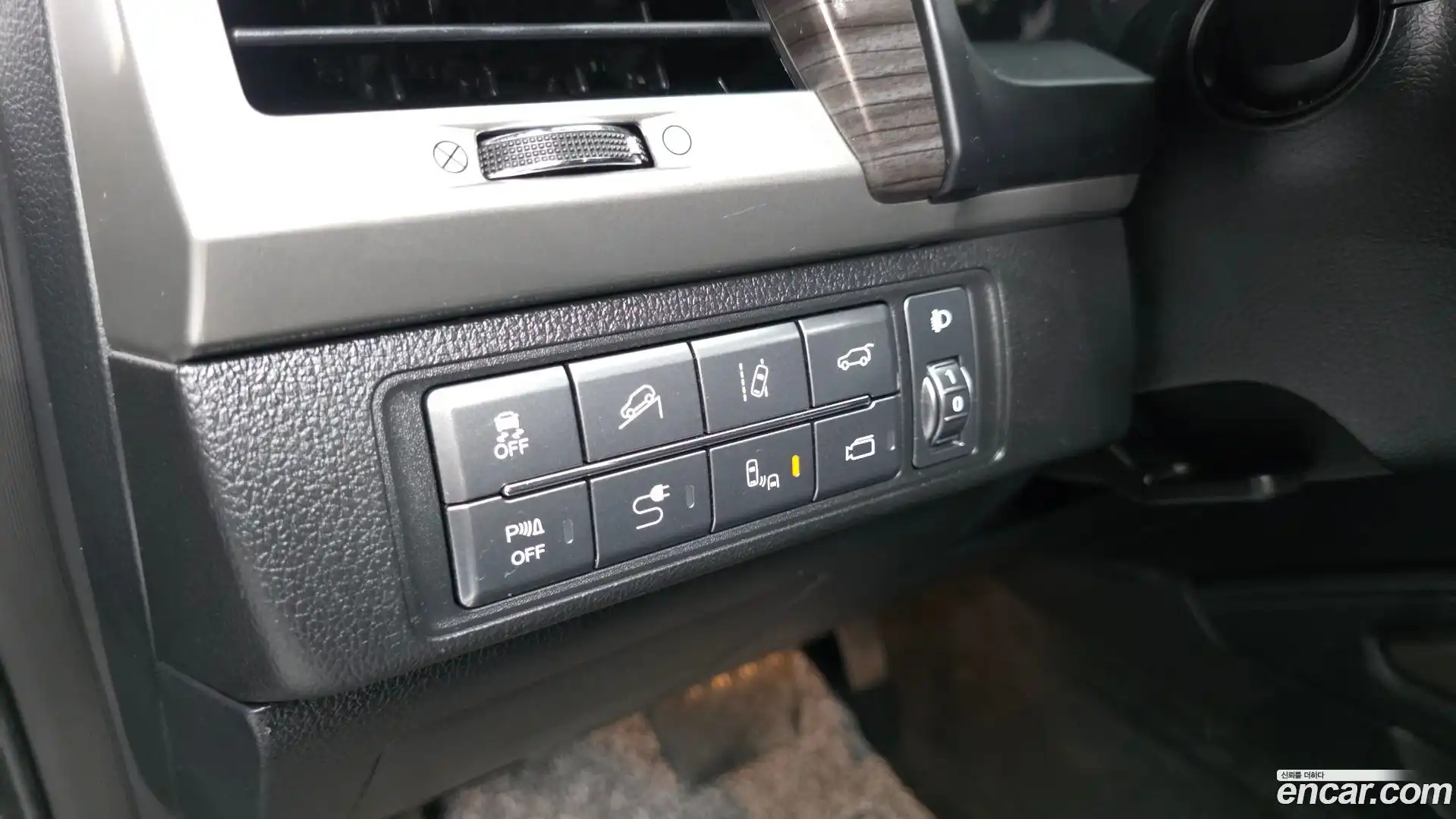 Rexton KG Mobility 2018.3-OPTION-021