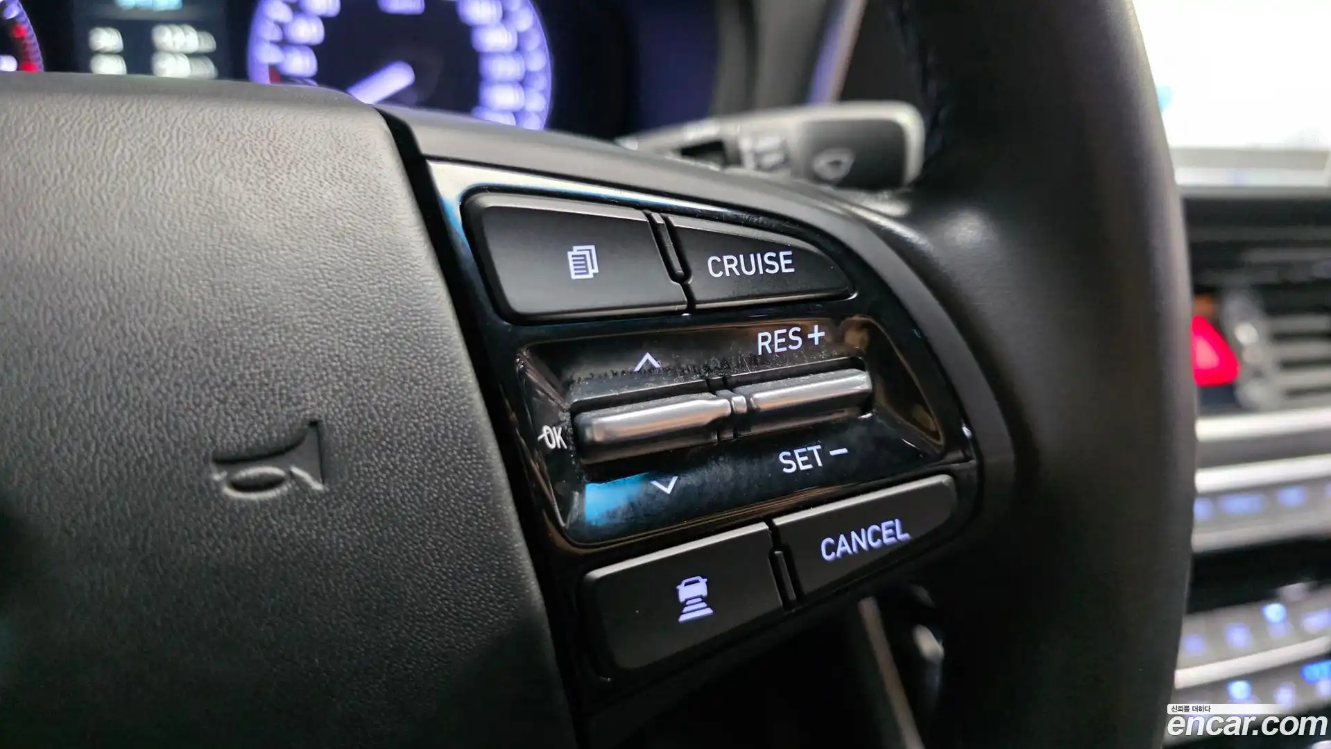 Grandeur Hyundai 2017.2-OPTION-018