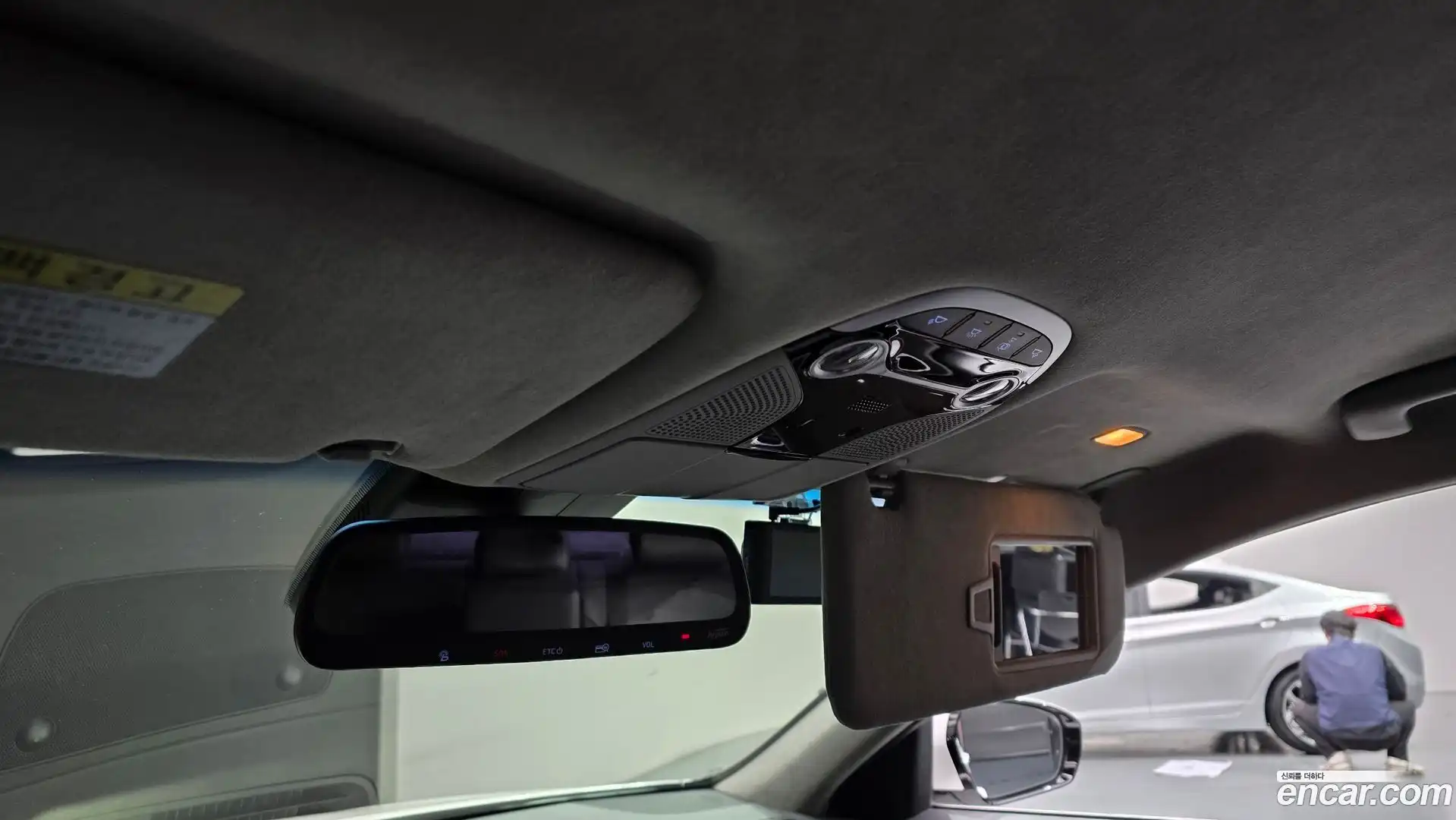 Grandeur Hyundai 2017.2-OPTION-023