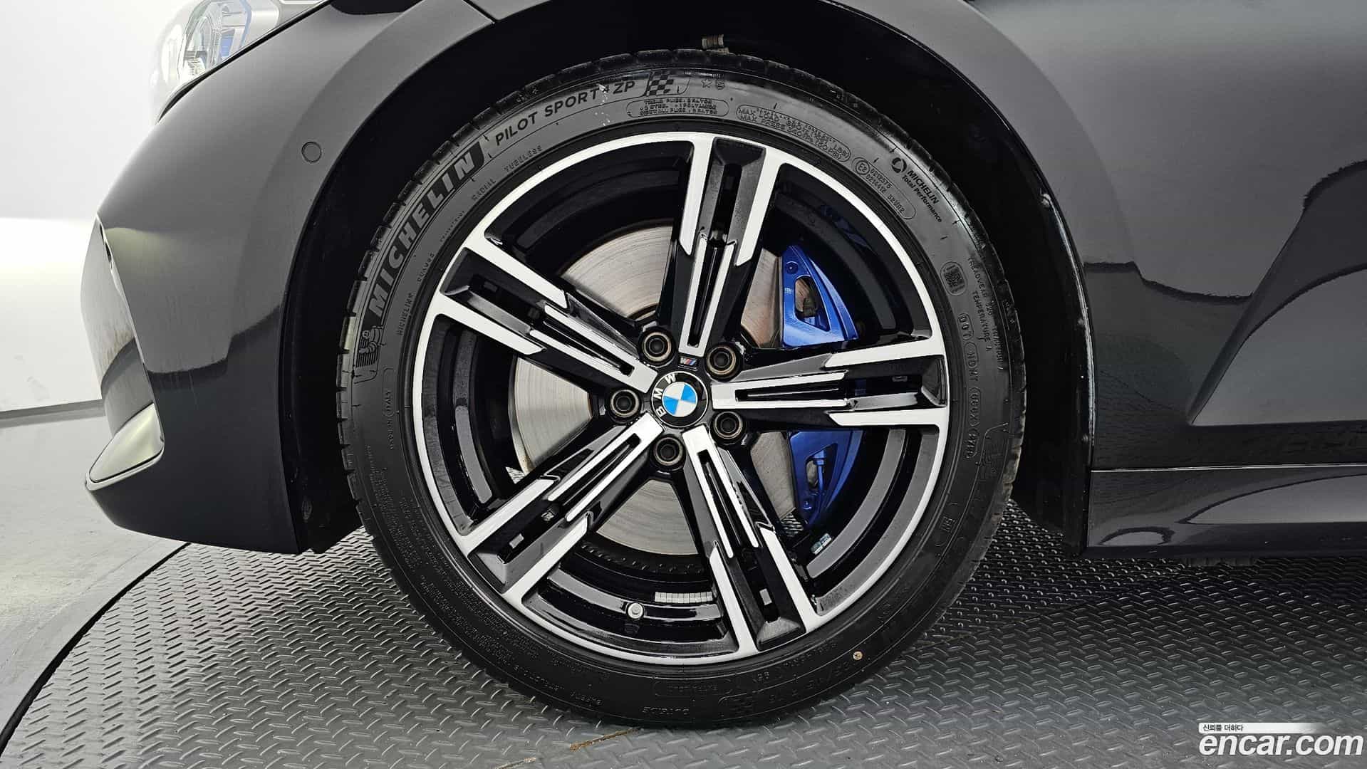 3-Series BMW 2022.10-OUTER-005