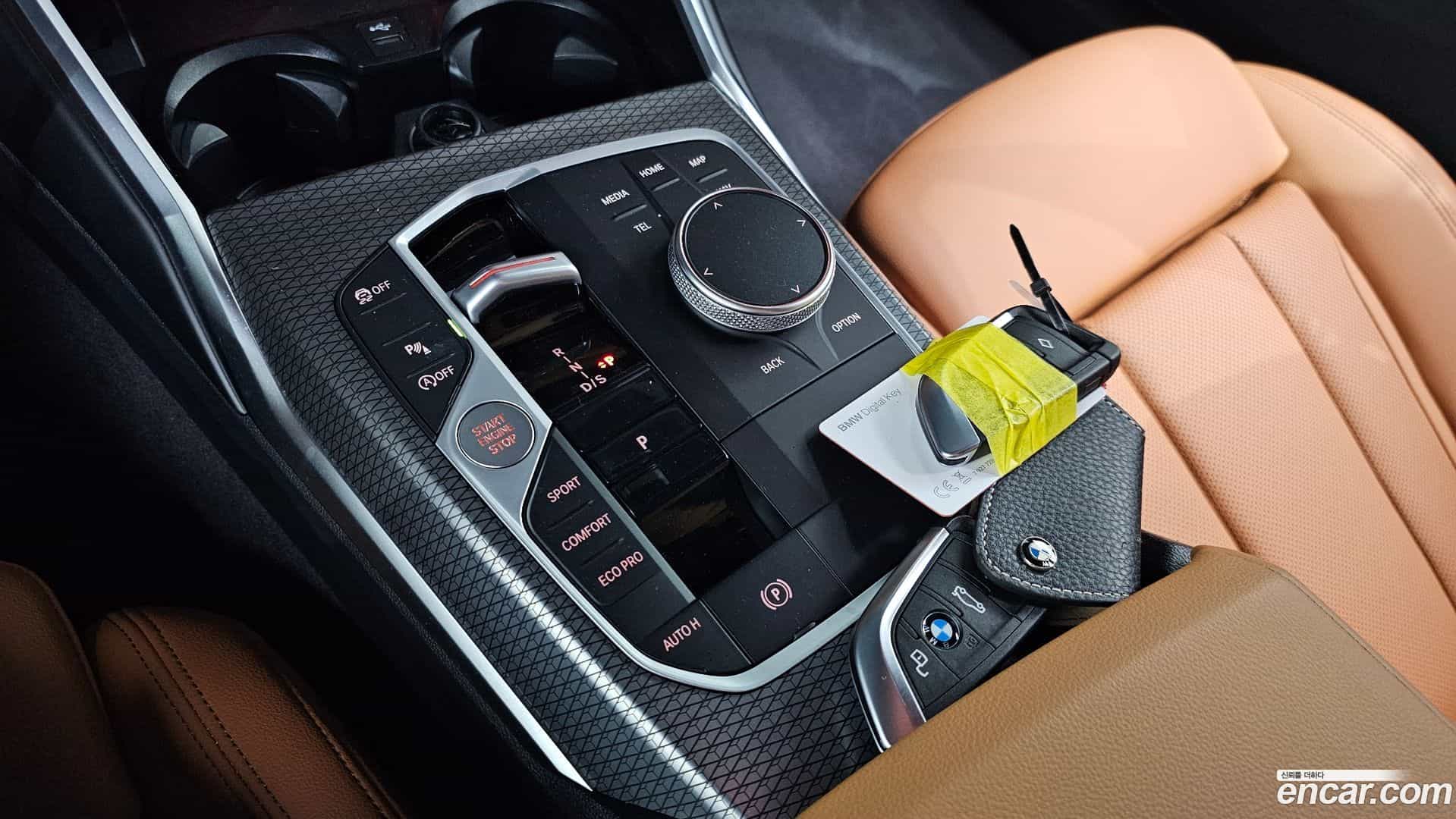 3-Series BMW 2022.10-INNER-009