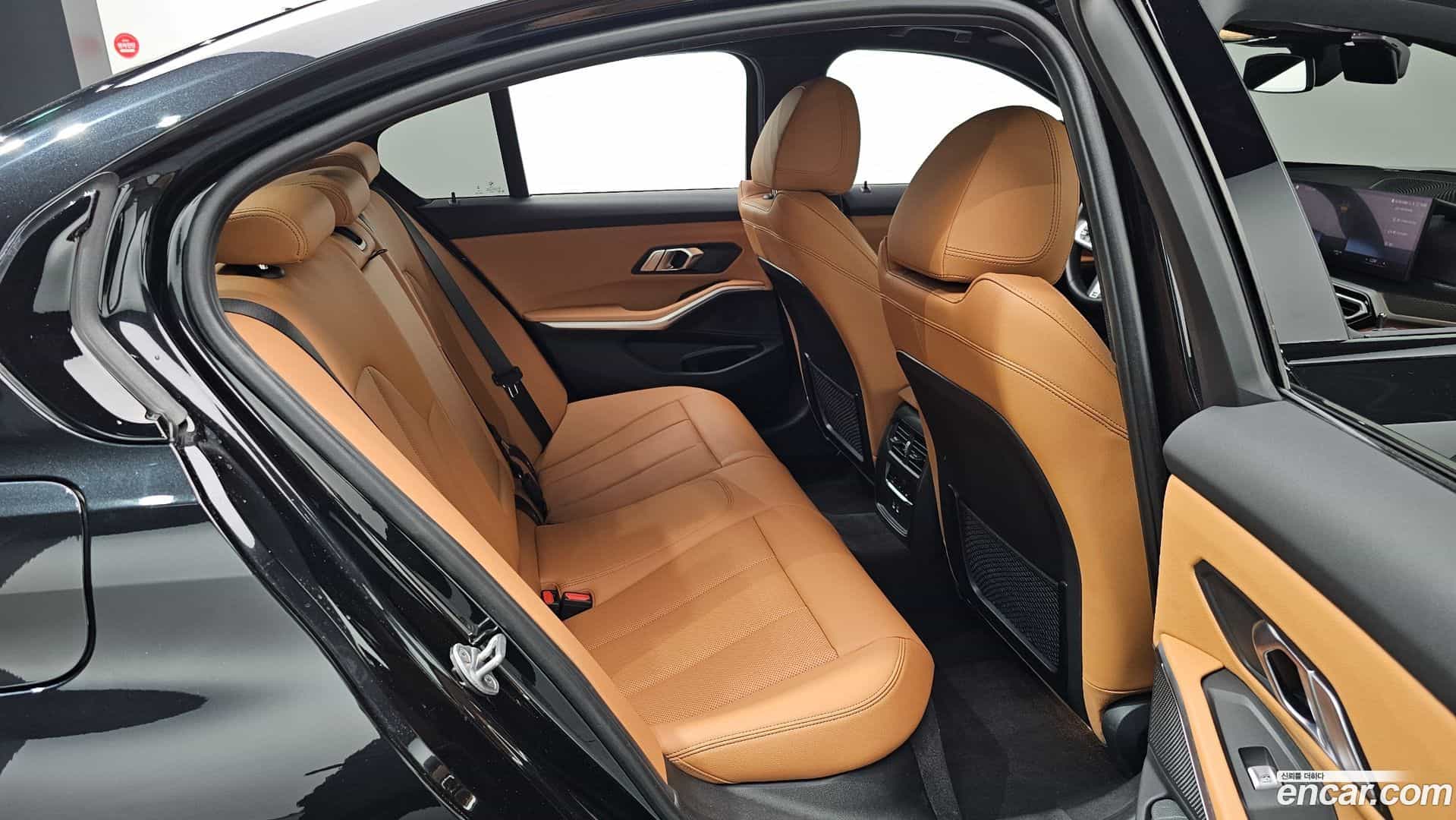 3-Series BMW 2022.10-OPTION-016