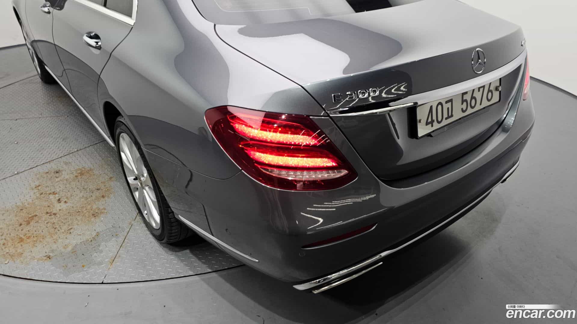 E-Class Mercedes-Benz 2018.5-OUTER-033