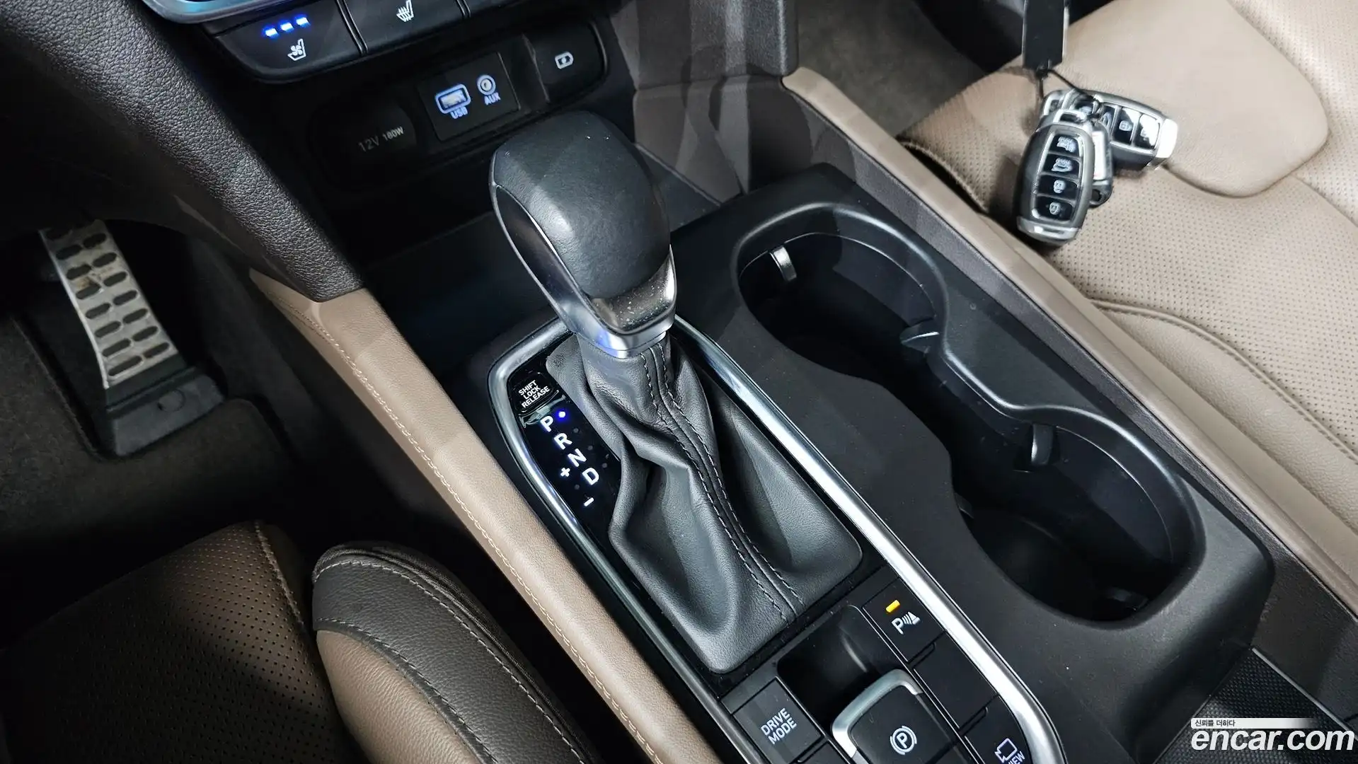 Santafe Hyundai 2018.8-INNER-009