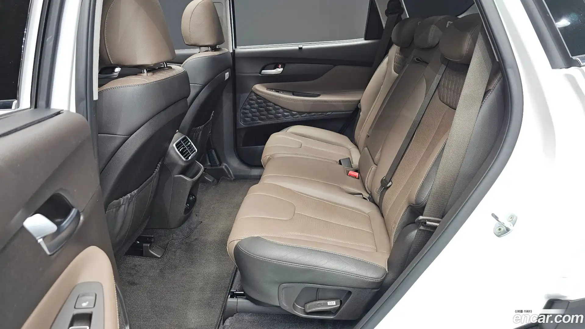 Santafe Hyundai 2018.8-OPTION-015