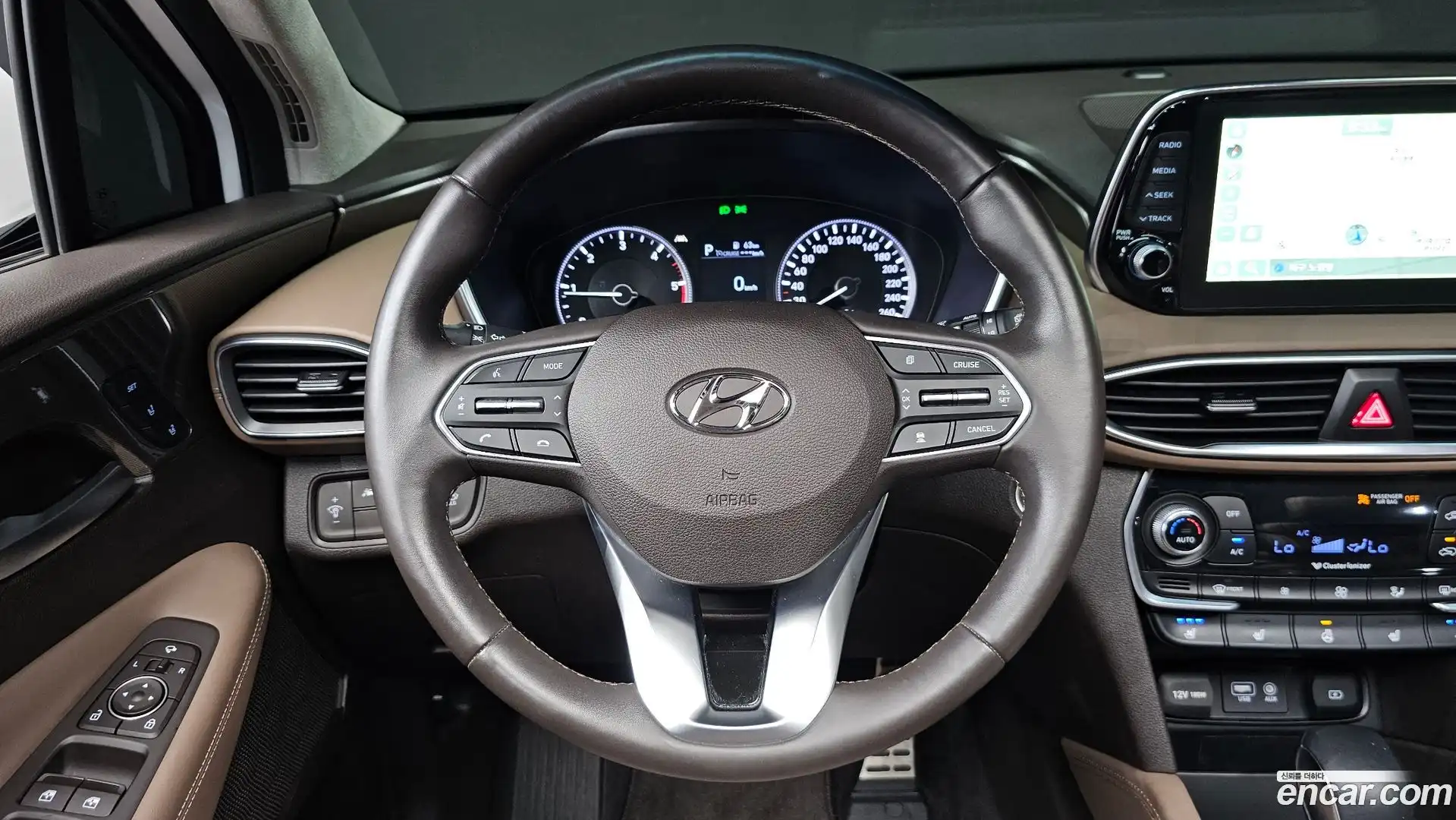 Santafe Hyundai 2018.8-OPTION-017