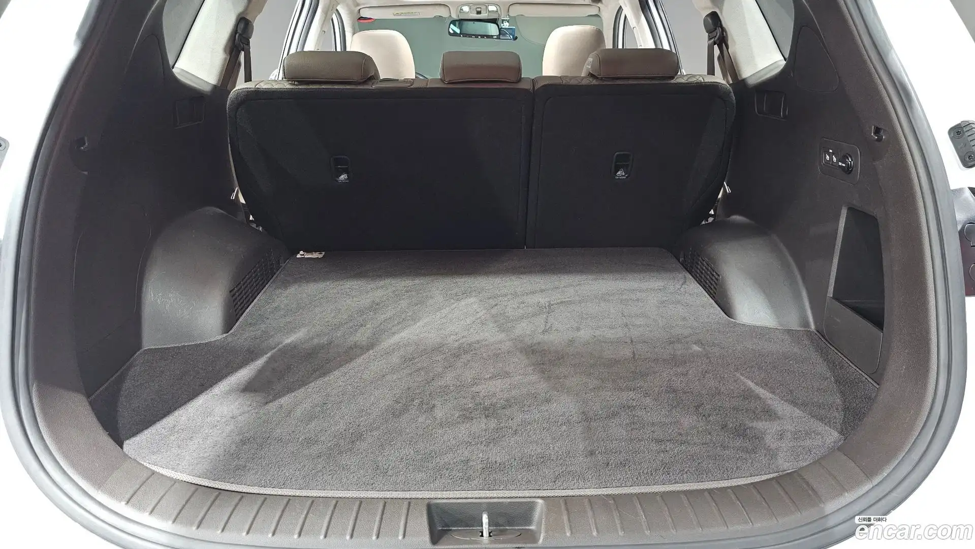 Santafe Hyundai 2018.8-OPTION-023