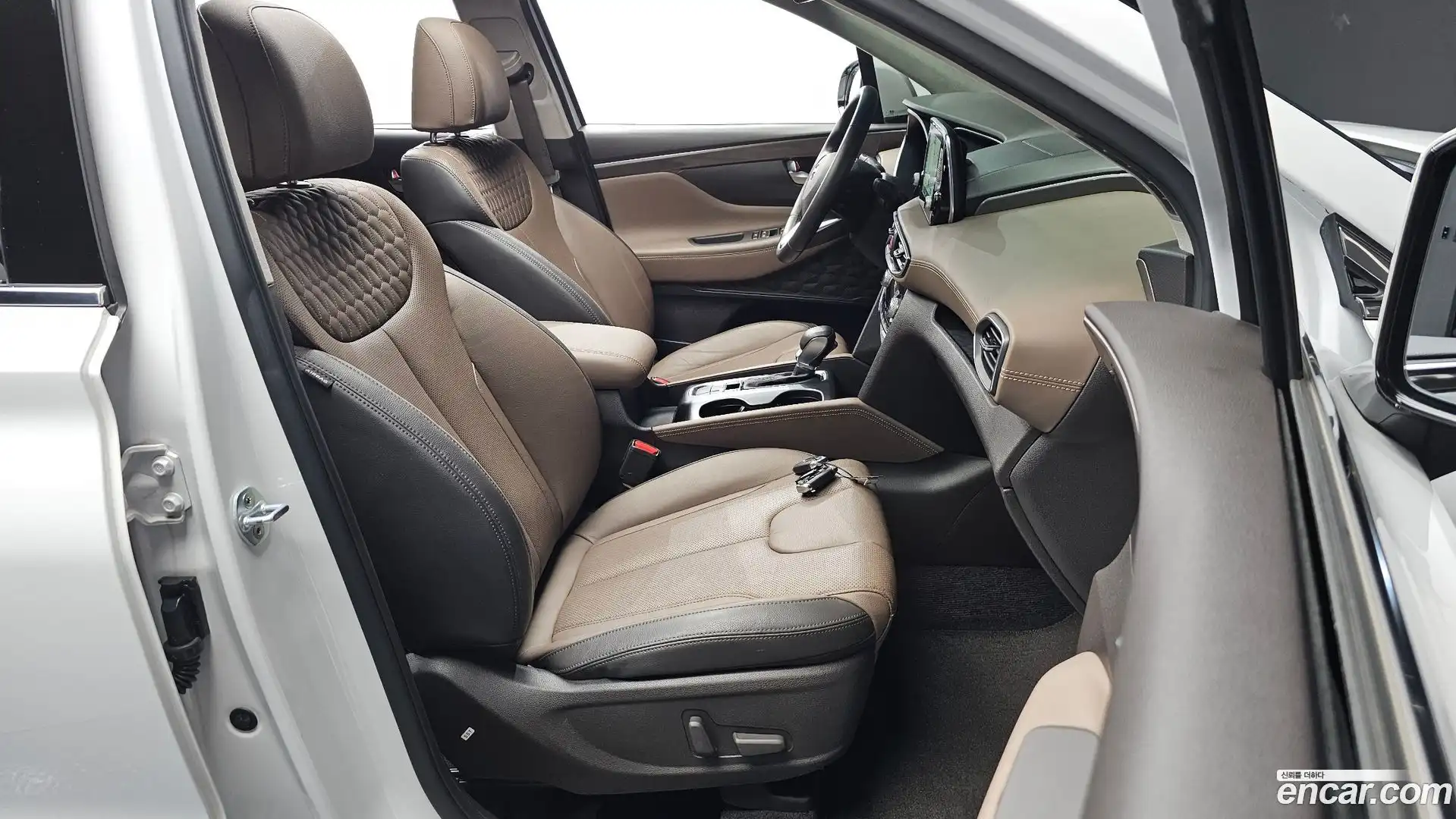 Santafe Hyundai 2018.8-INNER-036