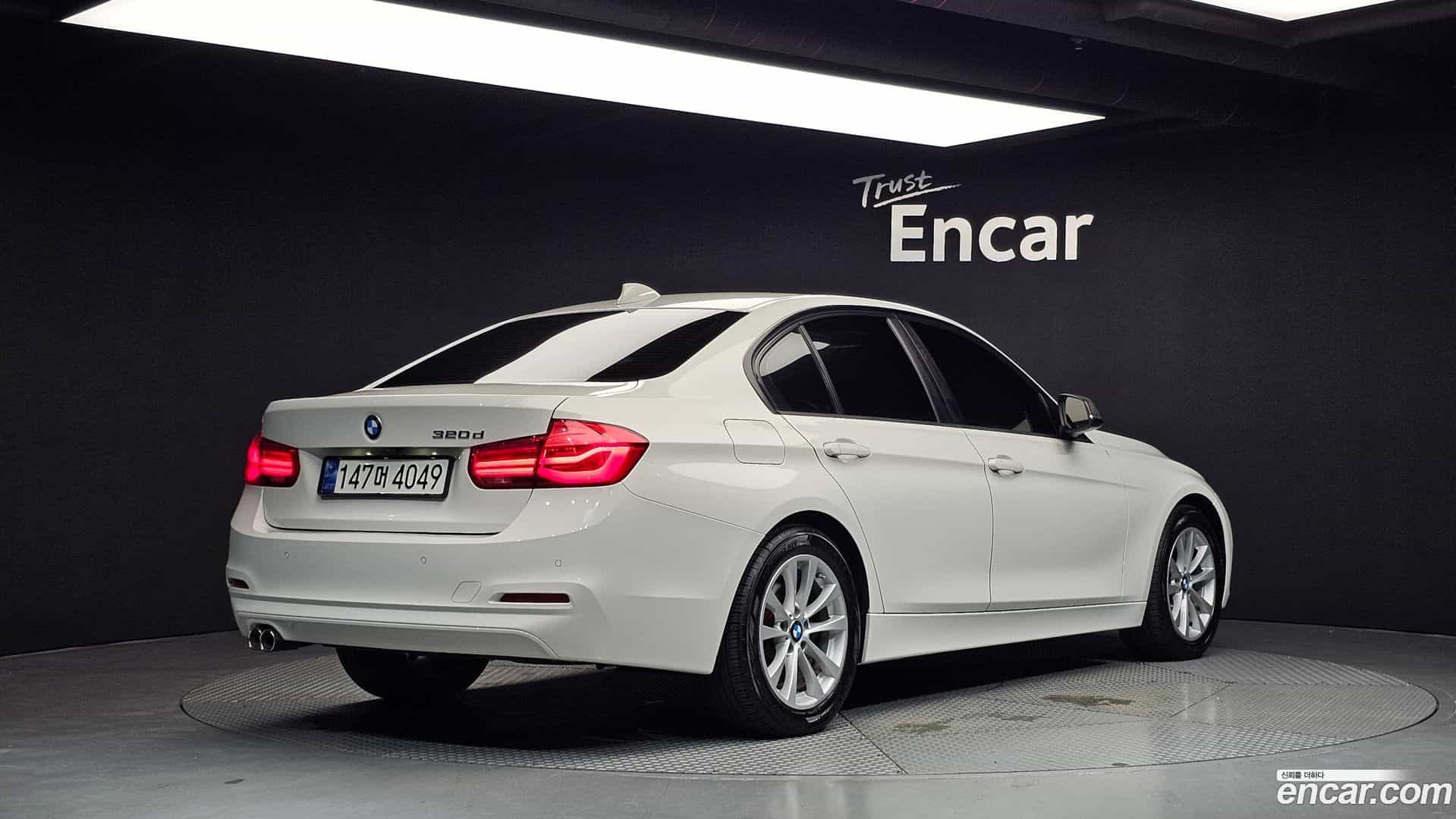 3-Series BMW 2017.0-OUTER-002