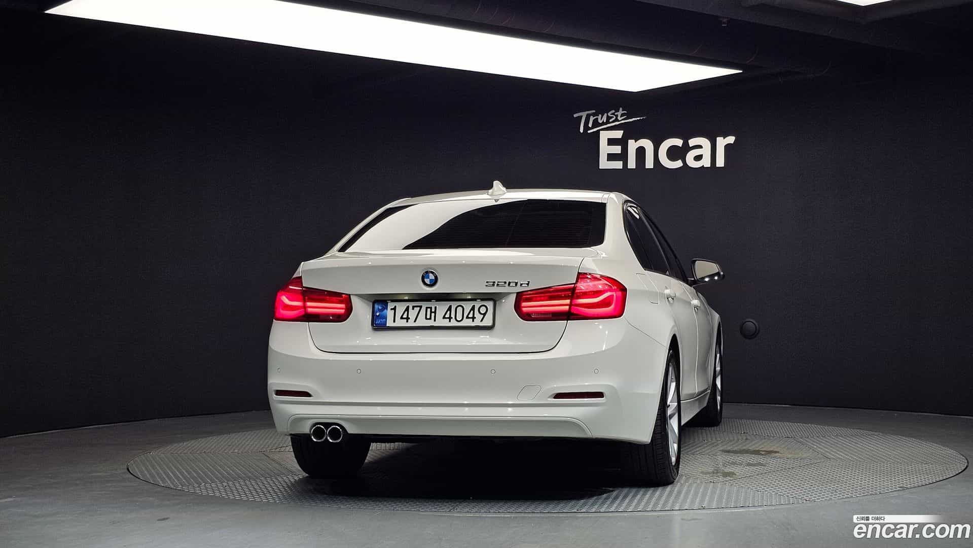 3-Series BMW 2017.0-OUTER-004
